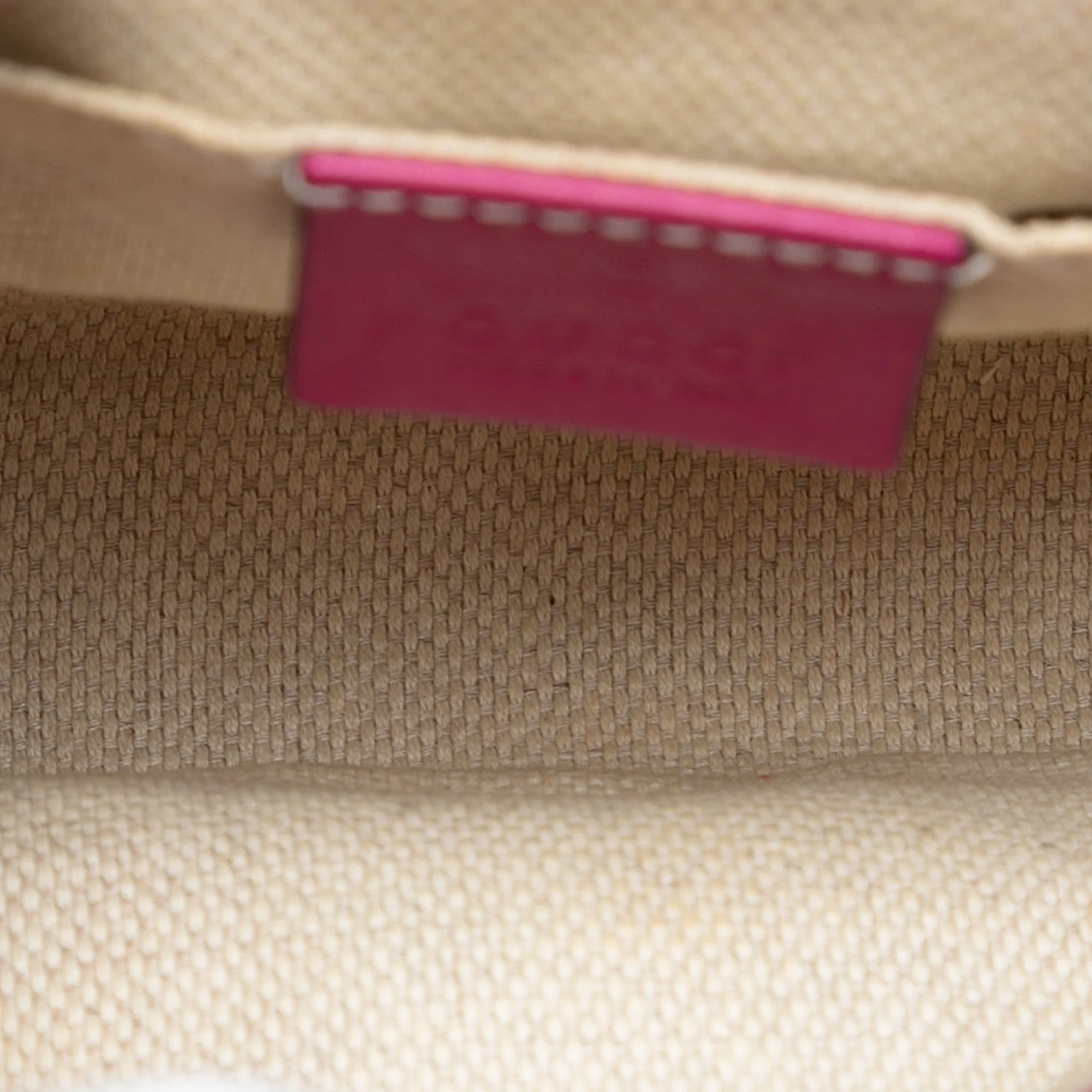 Soho Chain Crossbody Bag Patent Small - Image 4