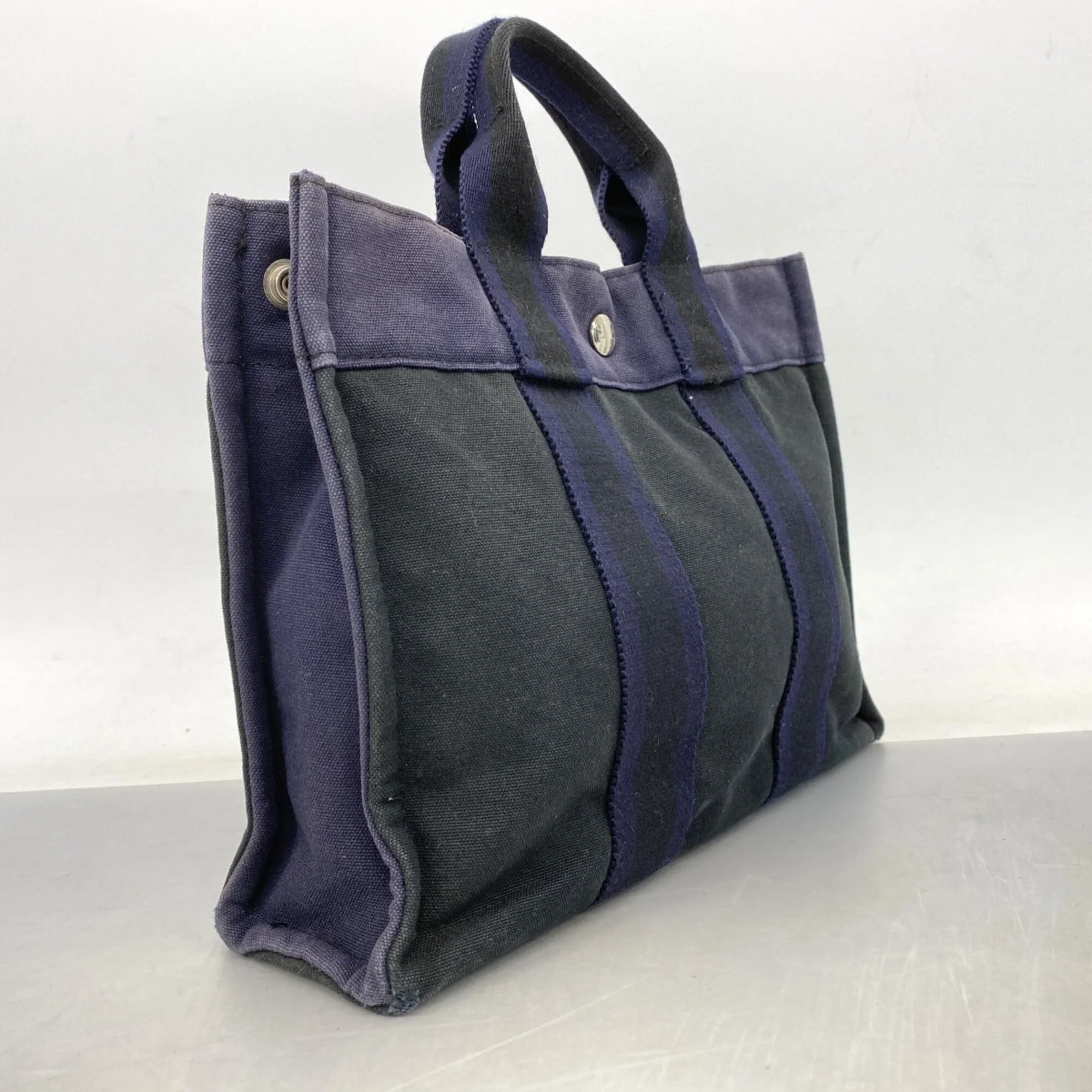 Fourre Tout Tote Leather PM - Image 2