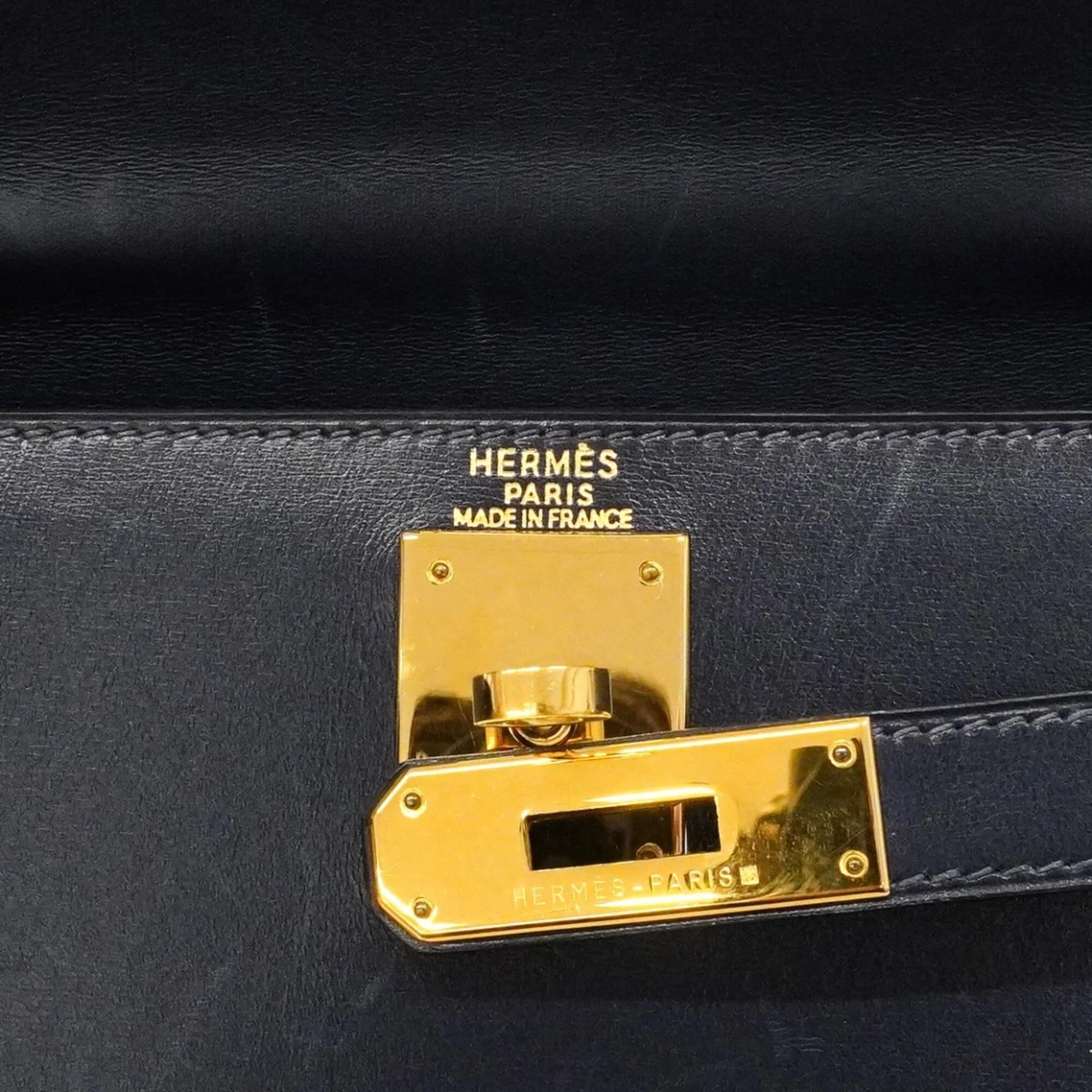 Kelly Handbag Black Box Calf with Gold Hardware 28 - Image 5