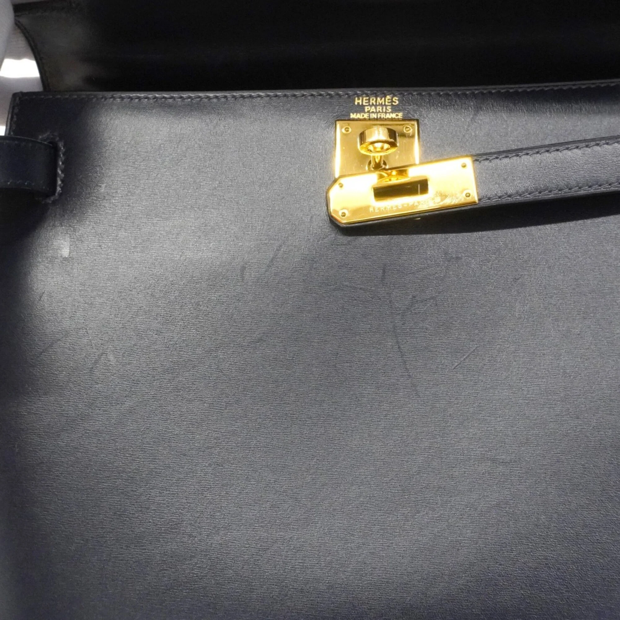 Kelly Handbag Black Box Calf with Gold Hardware 28 - Image 8