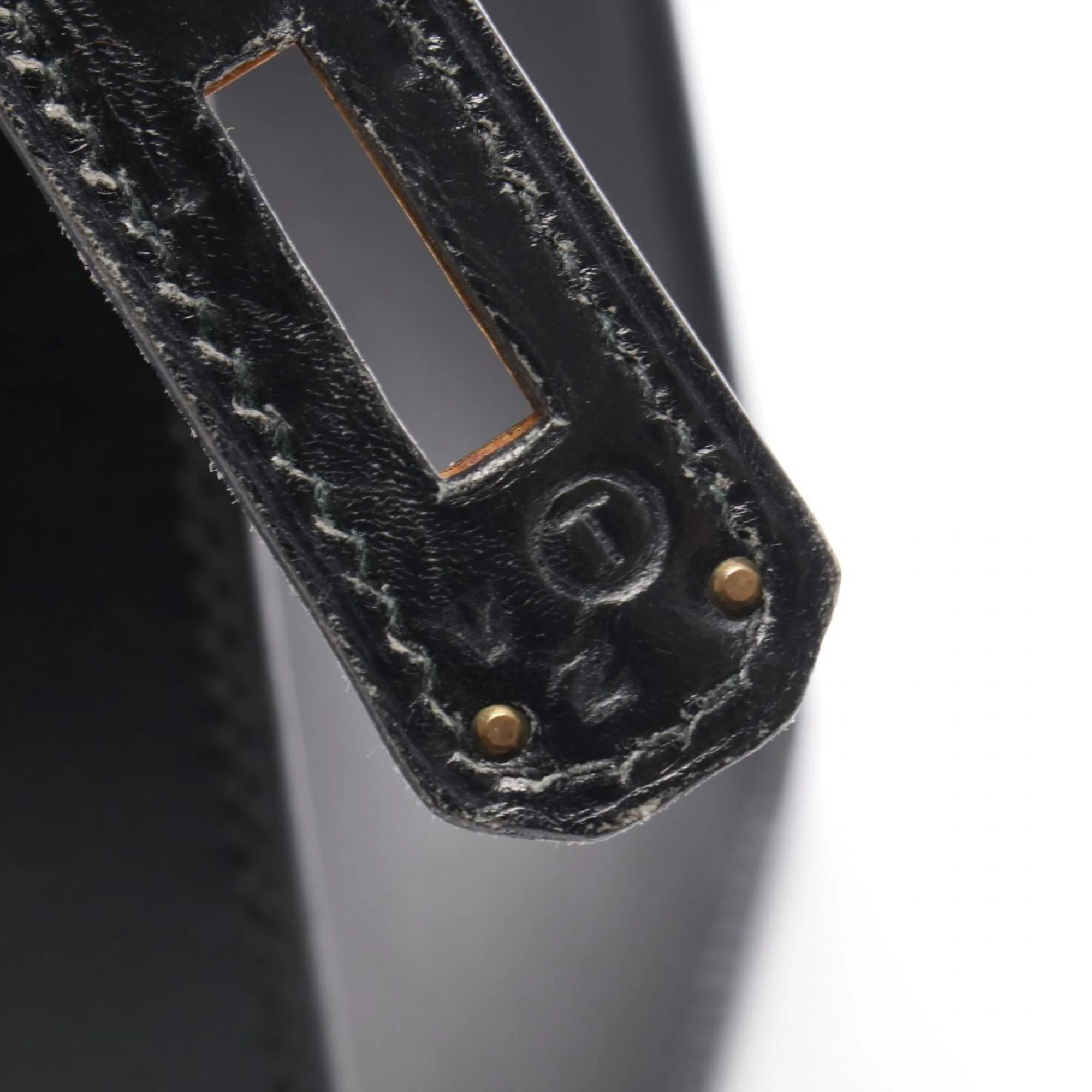 Kelly Handbag Black Box Calf with Gold Hardware 28 - Image 5