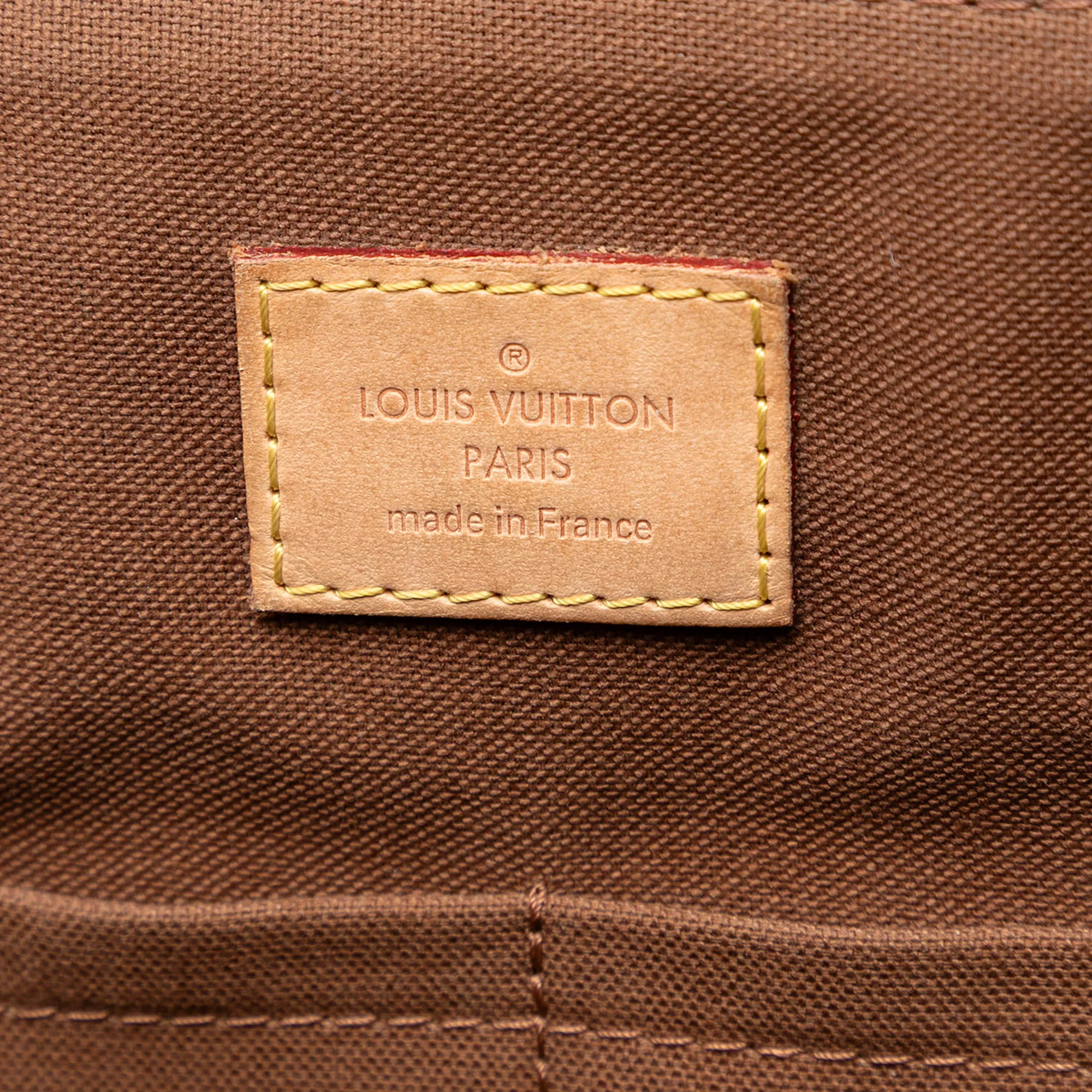 Beaubourg Messenger Bag Monogram Canvas MM - Image 6