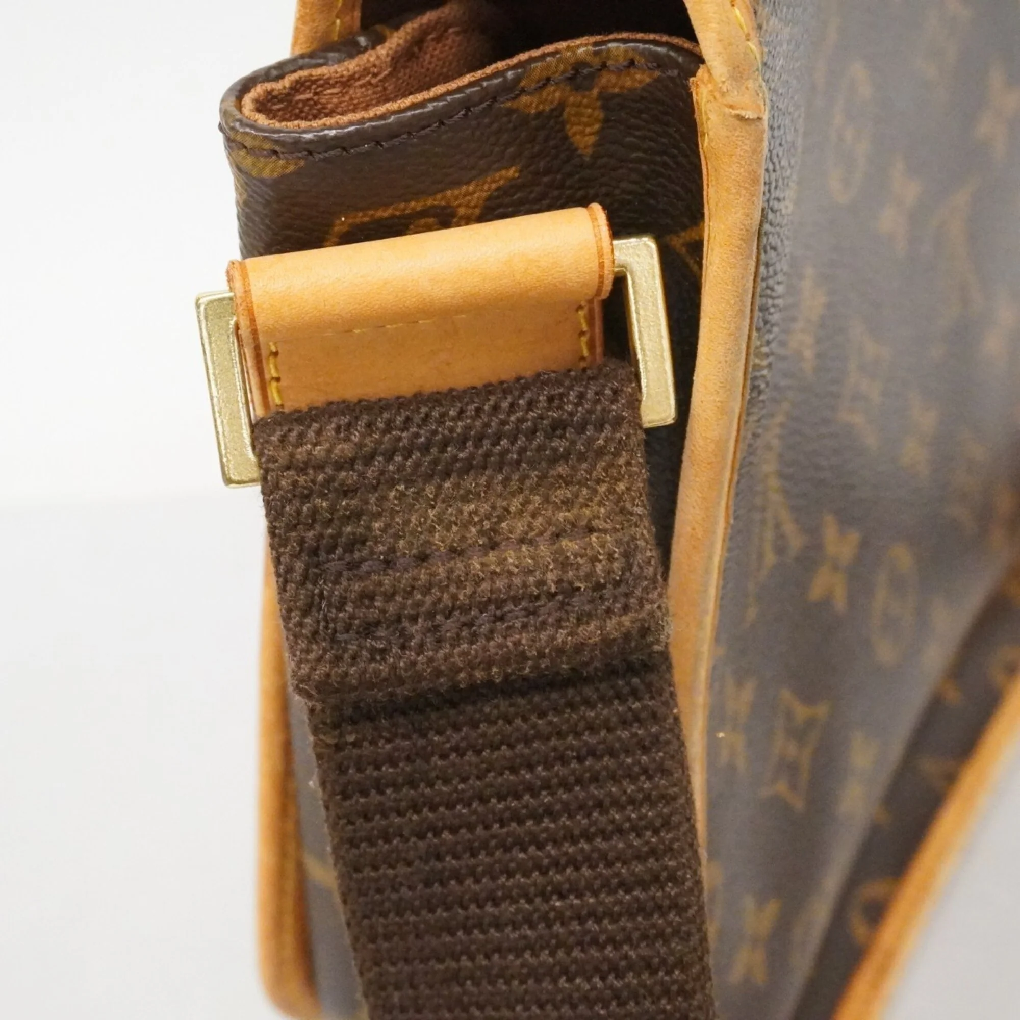 Bosphore Messenger Bag Monogram Canvas PM - Image 9