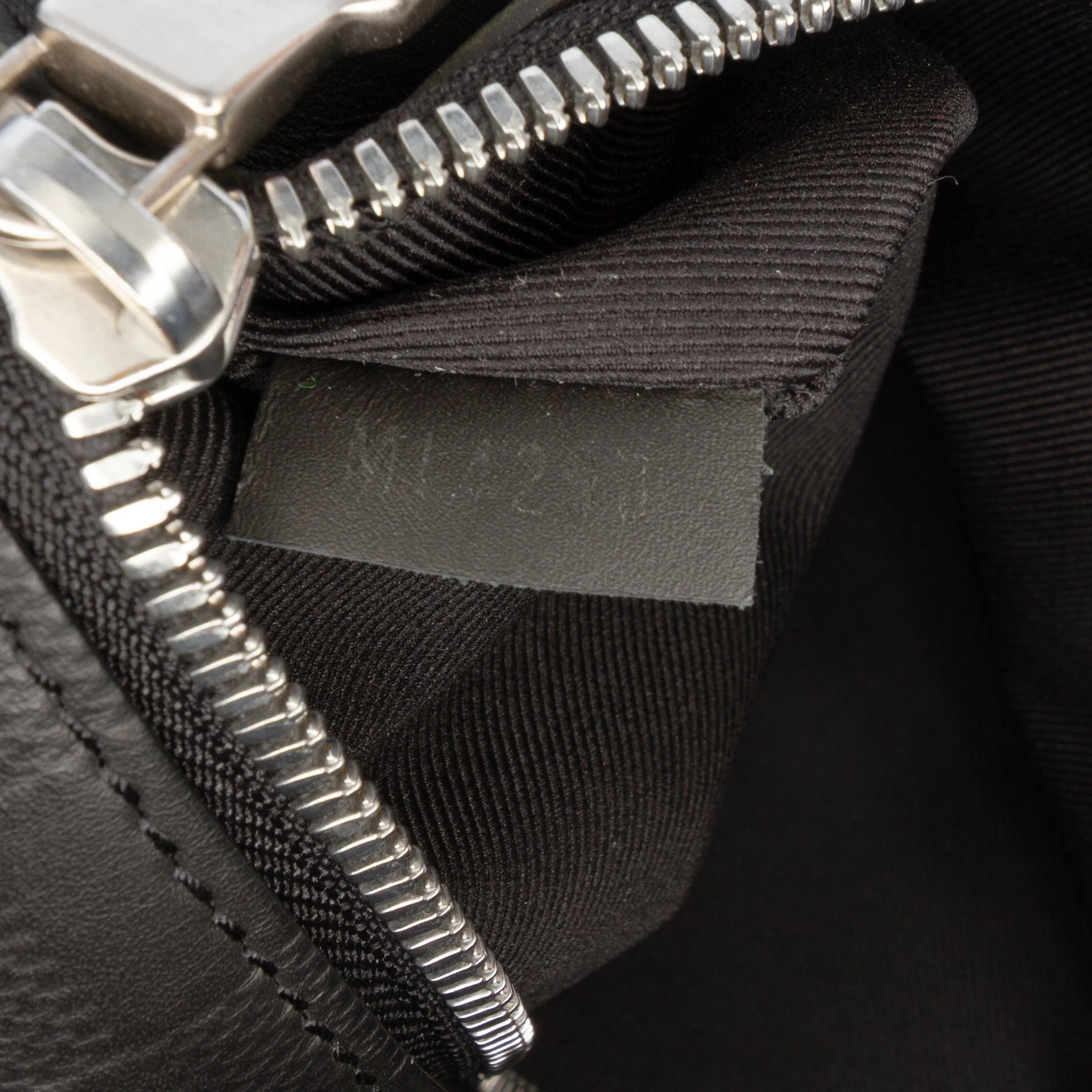 Campus Bumbag Damier Infini Leather - Image 6
