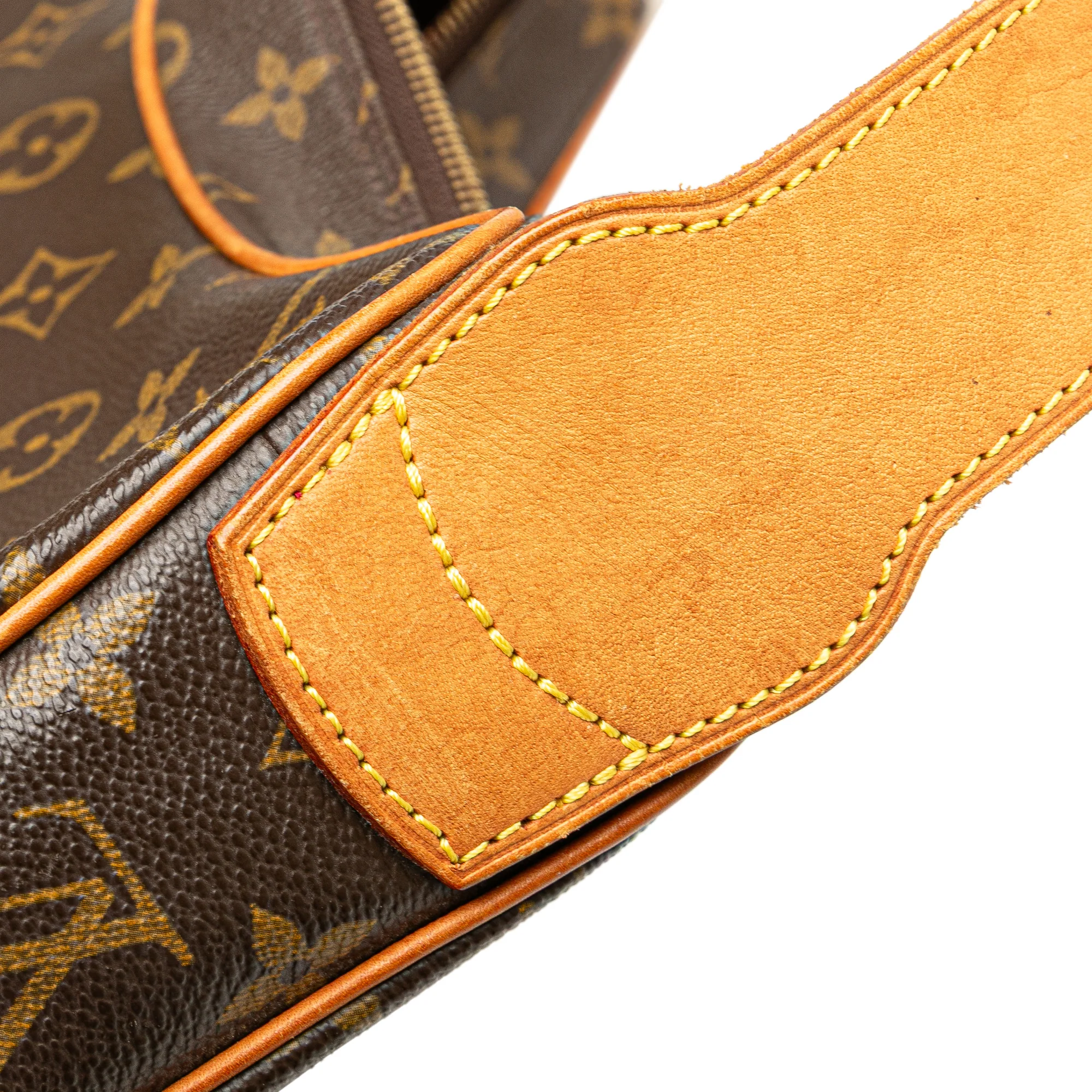Croissant Handbag Monogram Canvas GM - Image 9