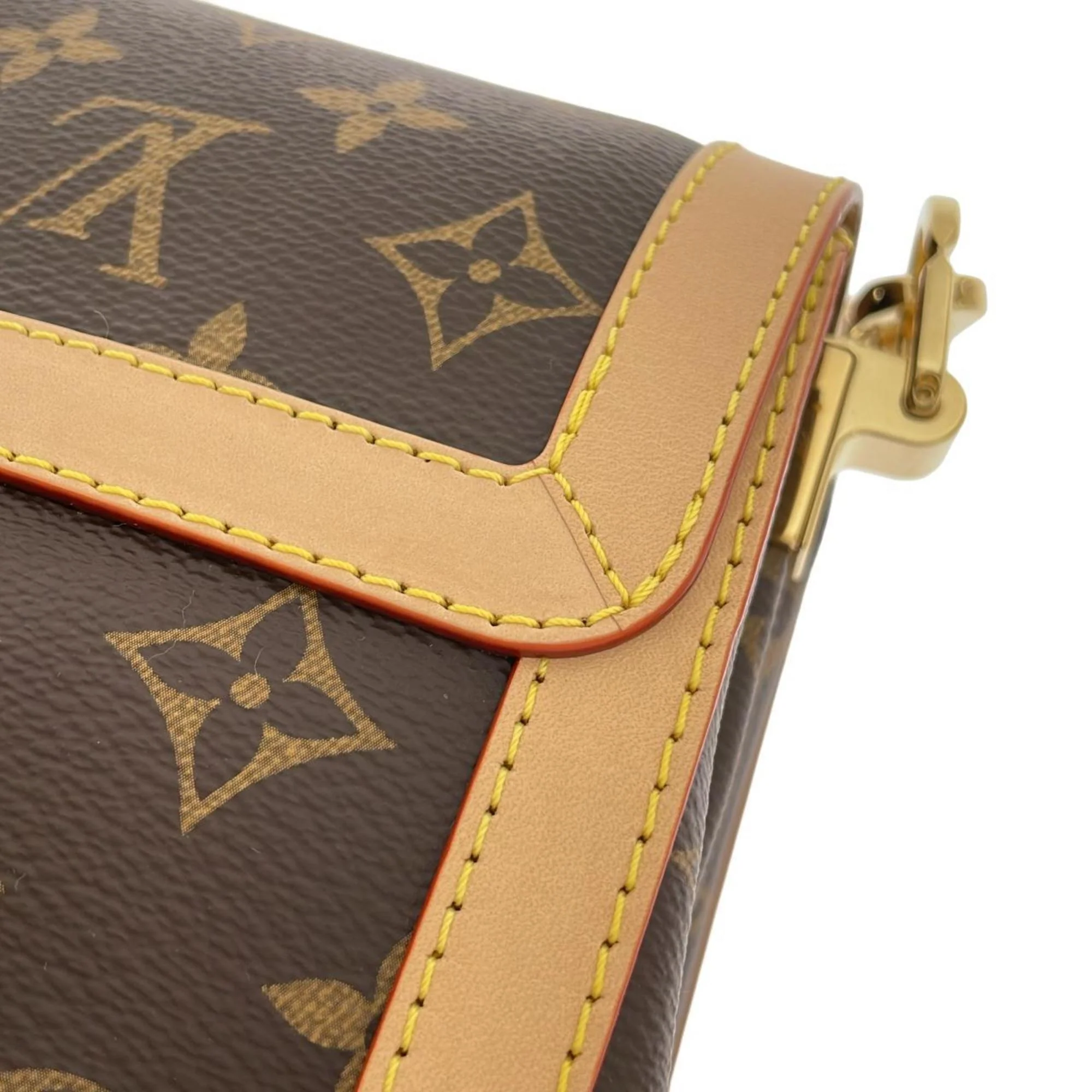 Dauphine Soft Shoulder Bag Monogram Canvas GM - Image 5