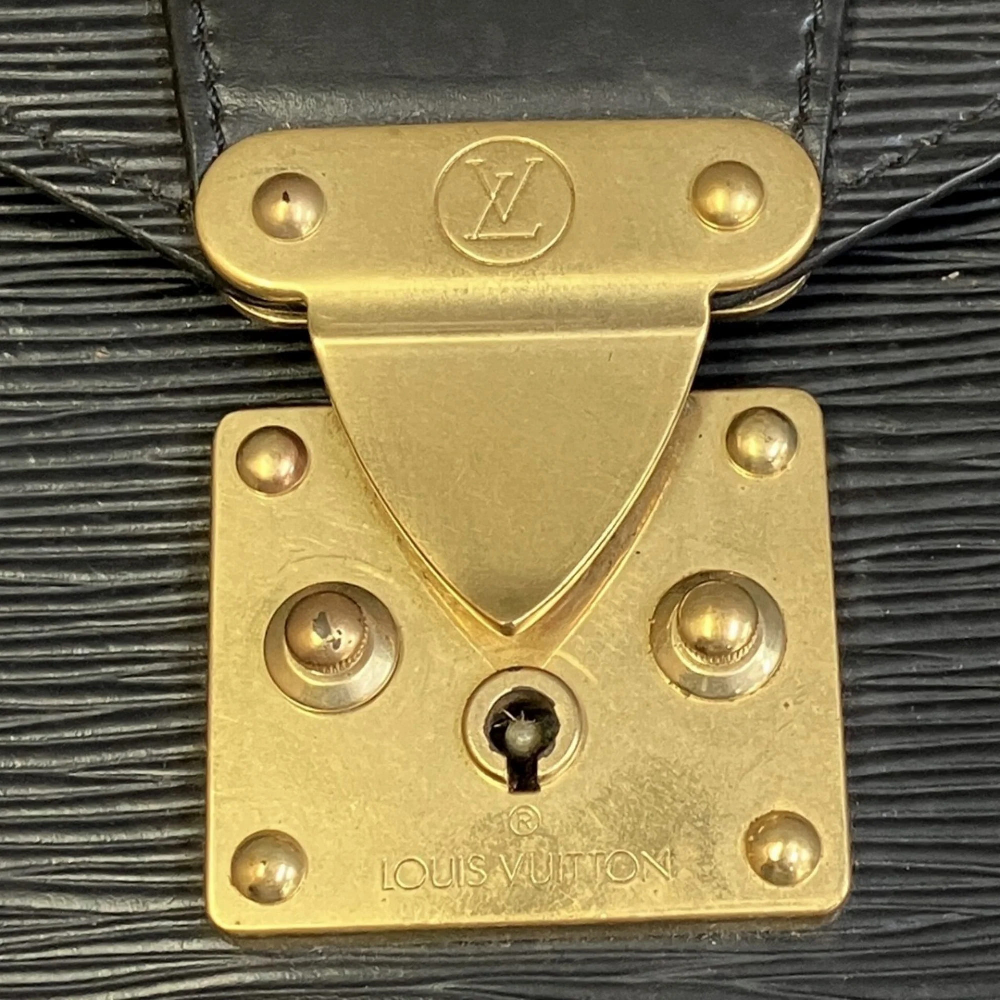 Dragonne Pochette Epi Leather - Image 8
