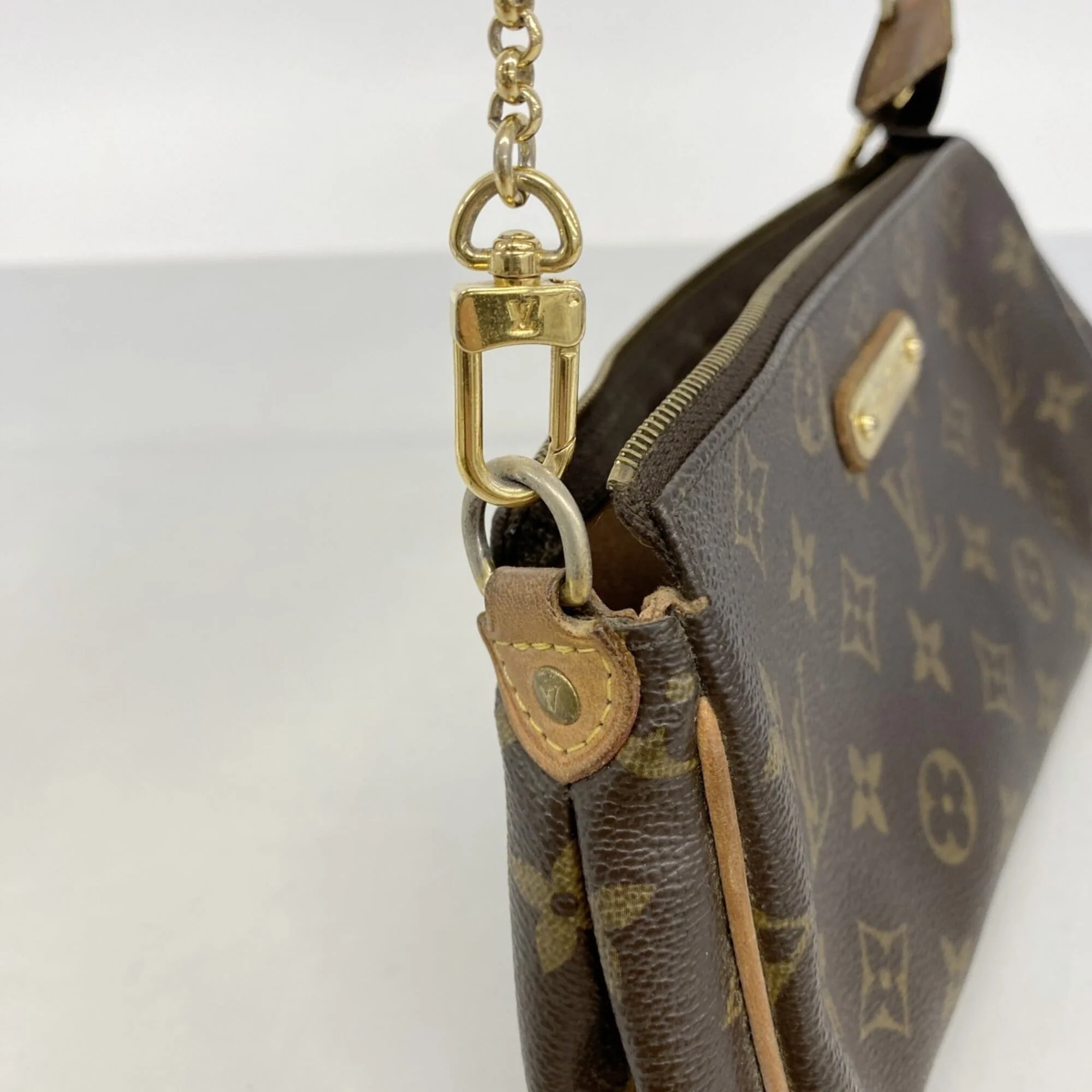 Eva Handbag Monogram Canvas - Image 8