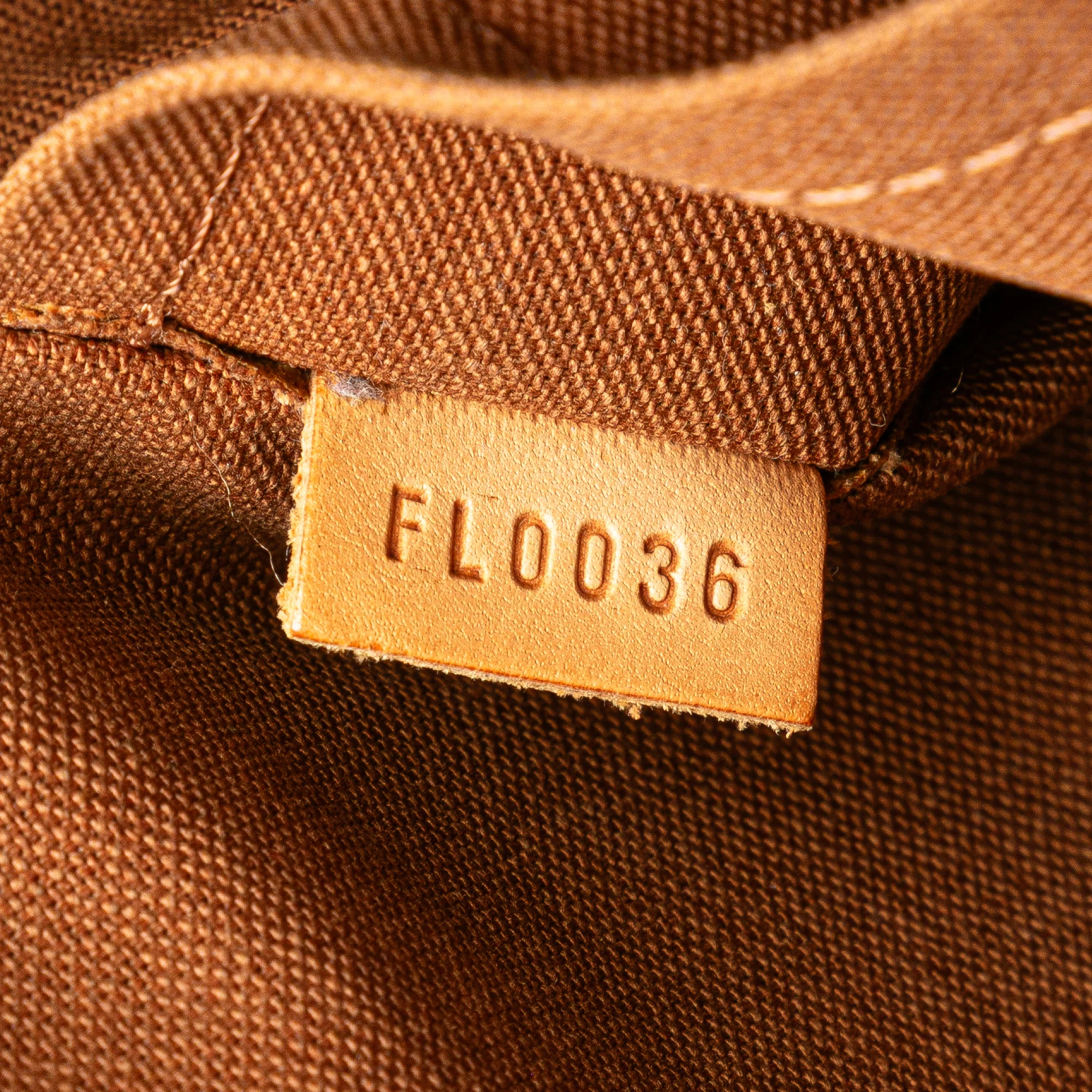 Lockit Handbag Monogram Canvas PM - Image 6
