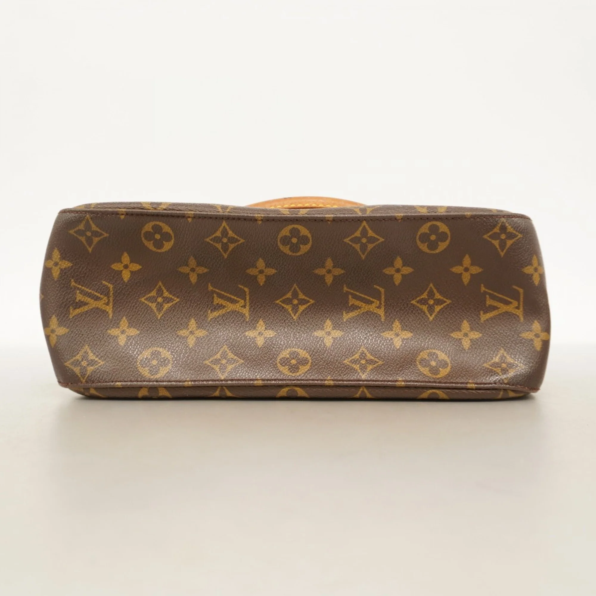 Looping Handbag Monogram Canvas GM - Image 3
