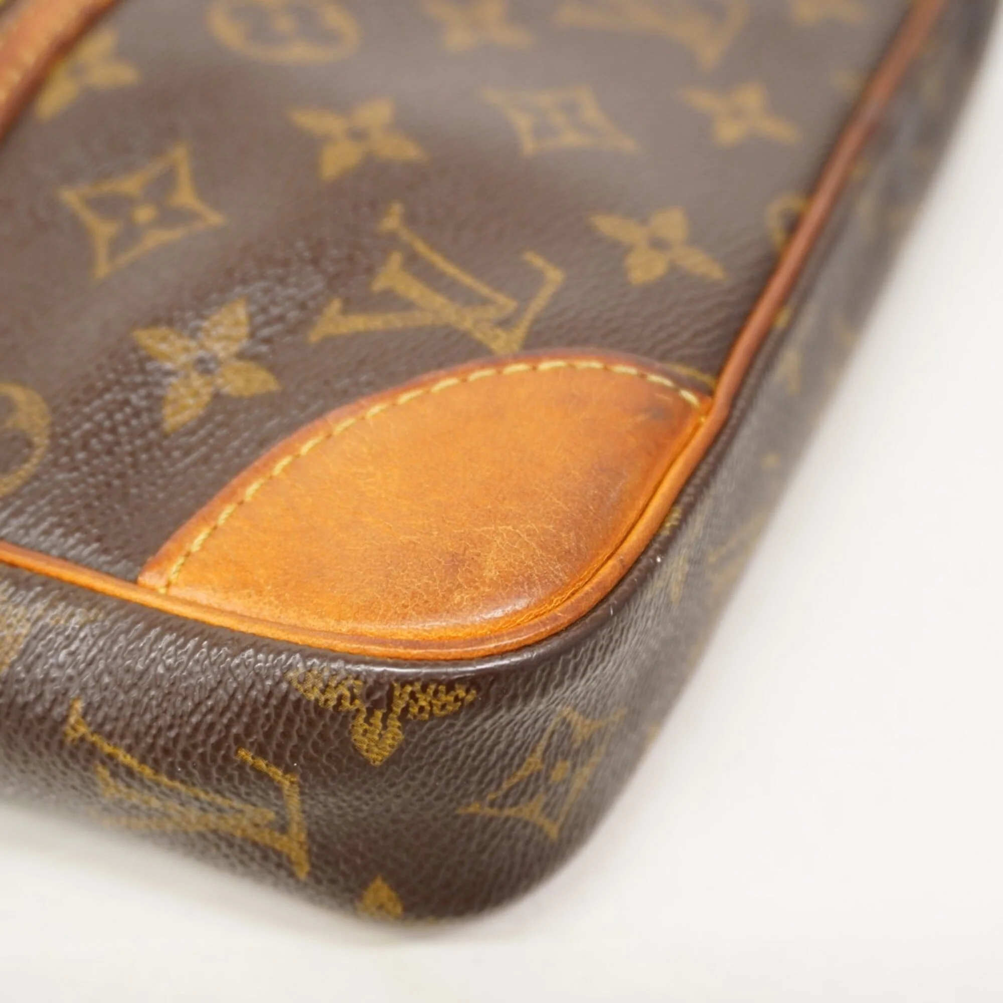 Marly Dragonne Clutch Monogram Canvas GM - Image 7