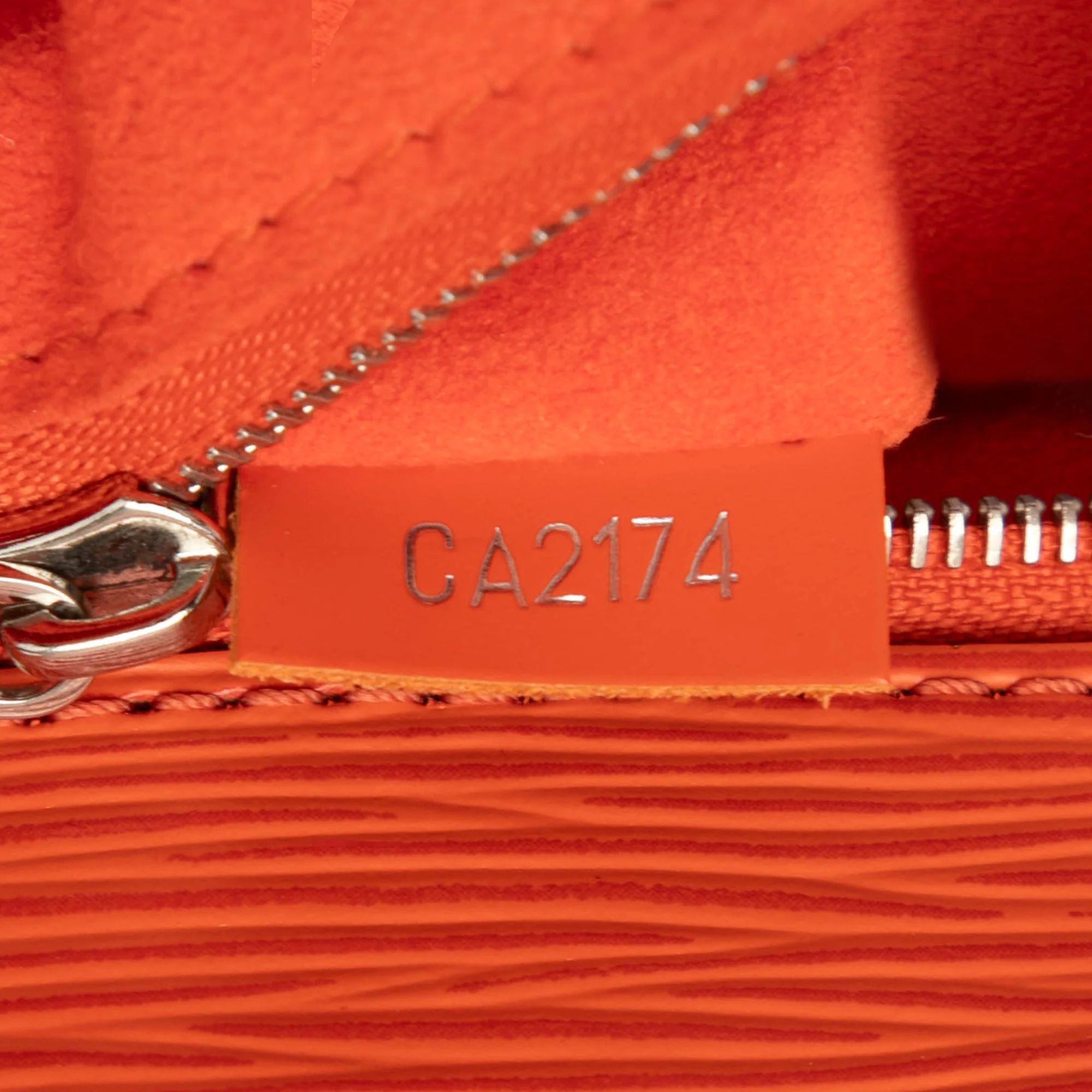Marly Handbag Epi Leather BB - Image 6