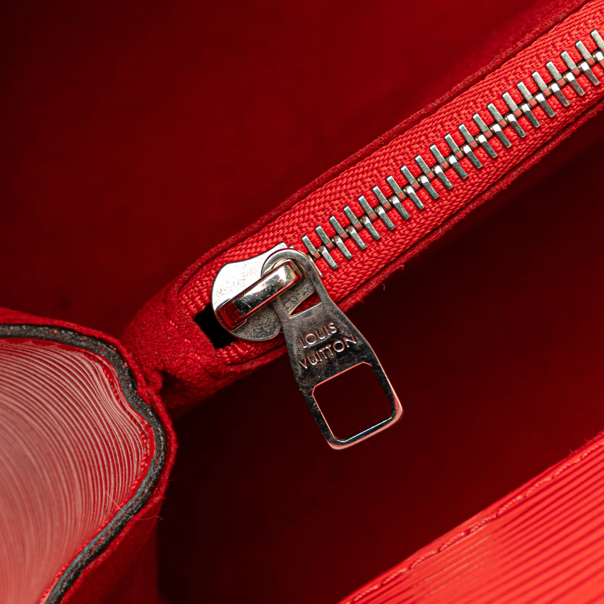 Marly Handbag Epi Leather MM - Image 7