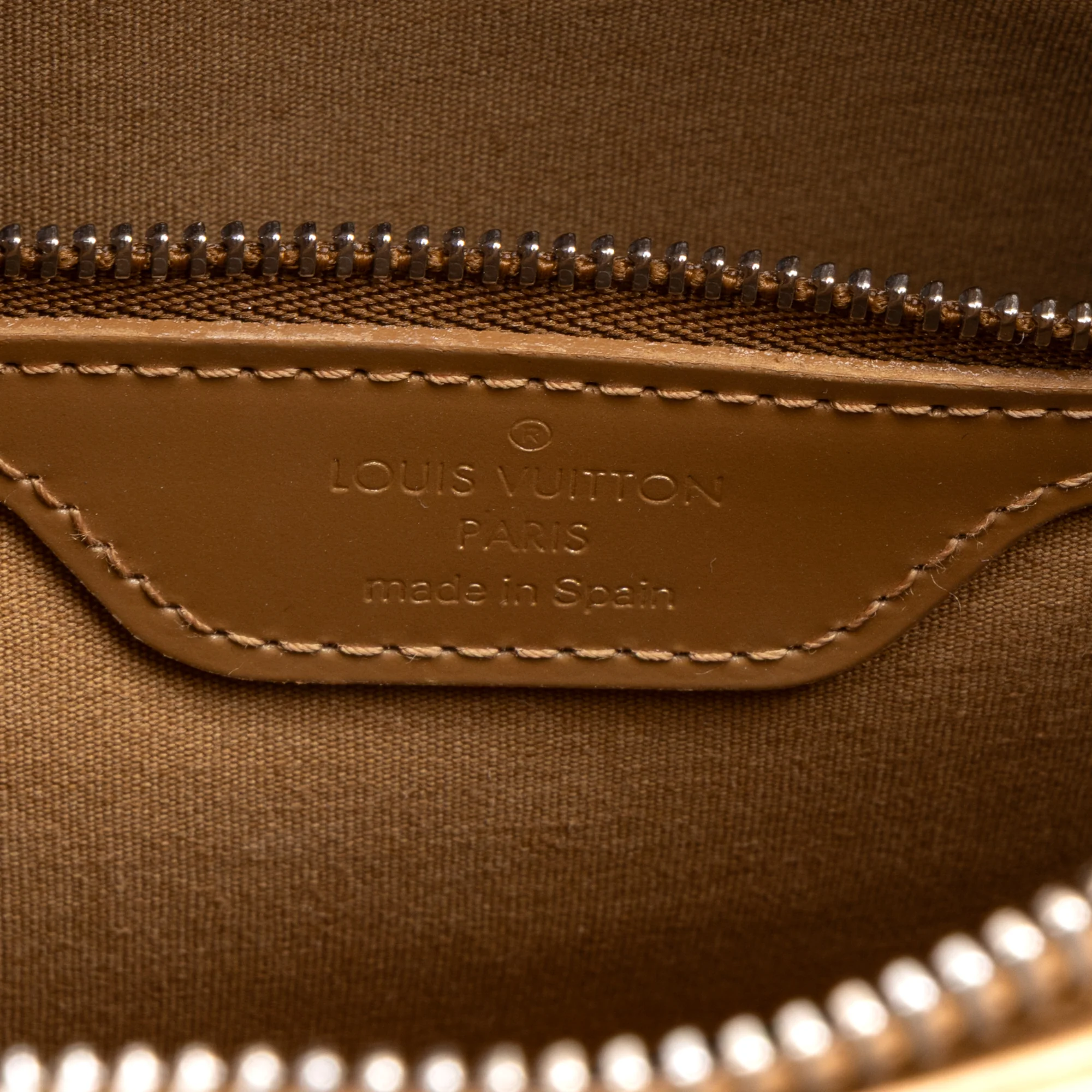 Mat Stockton Handbag Monogram Vernis - Image 10