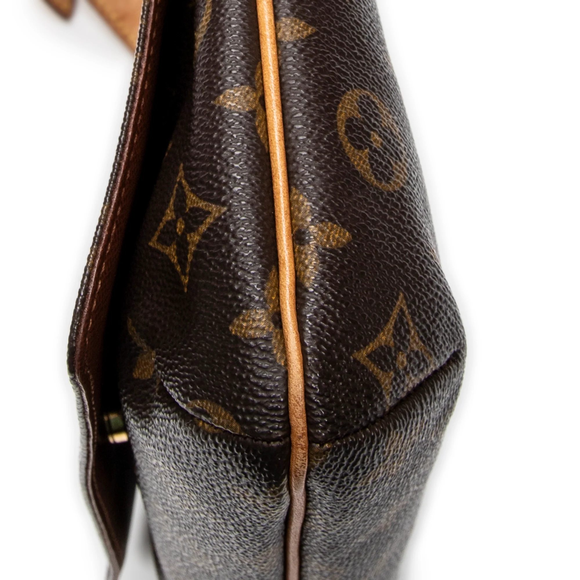 Musette Tango Handbag Monogram Canvas - Image 8