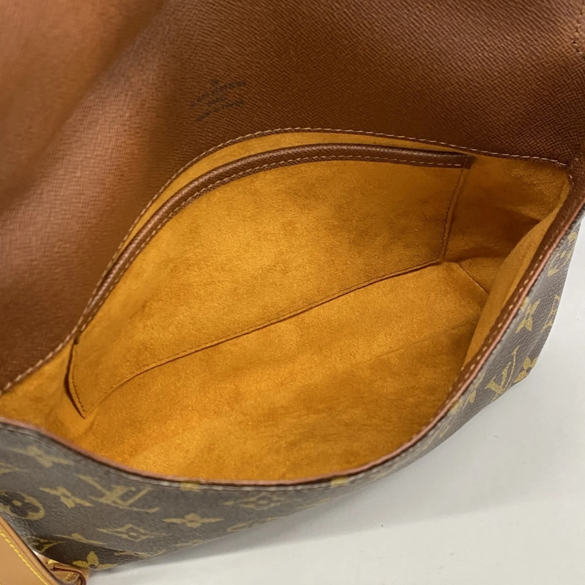 Musette Tango Handbag Monogram Canvas - Image 4