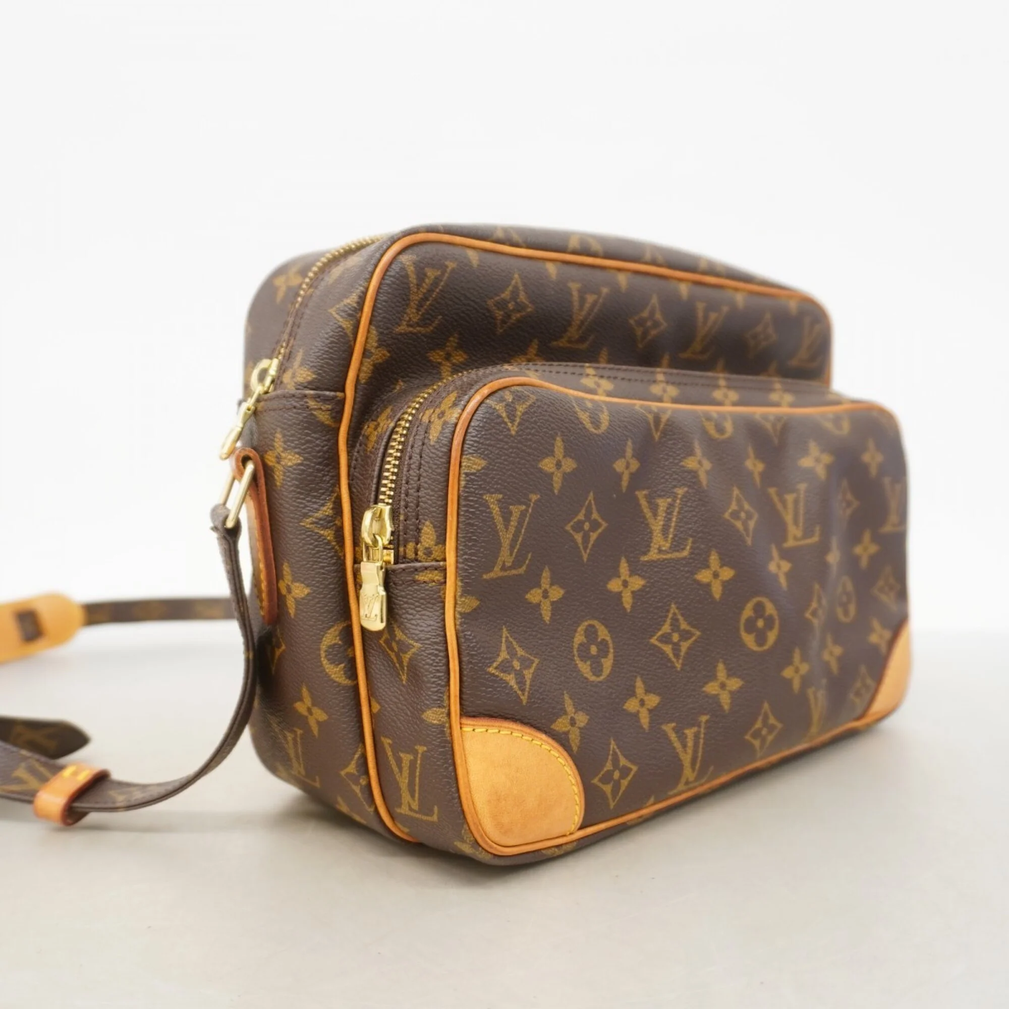 Nil Messenger Bag Monogram Canvas 28 - Image 2