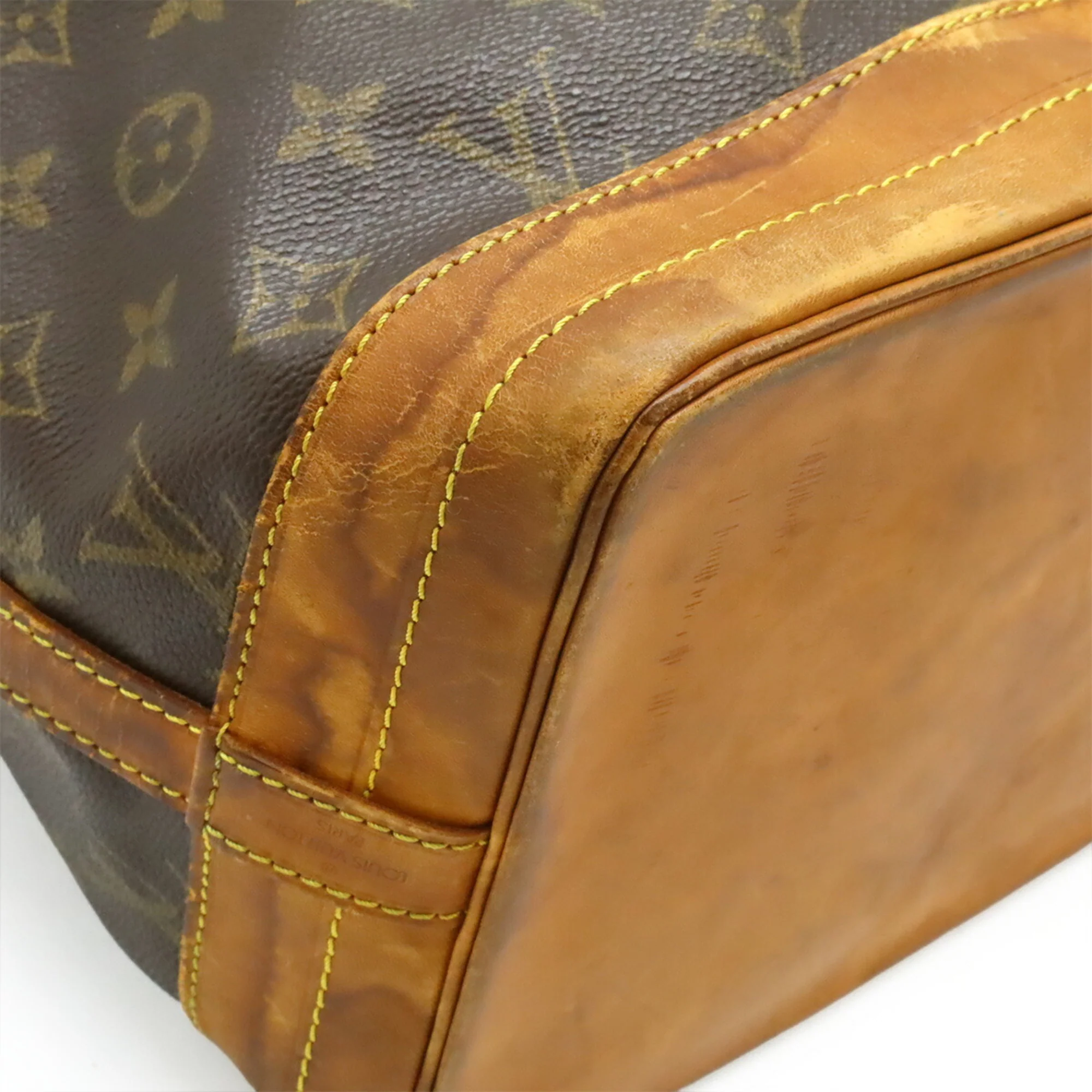 Noe Handbag Monogram Canvas Large - Image 4