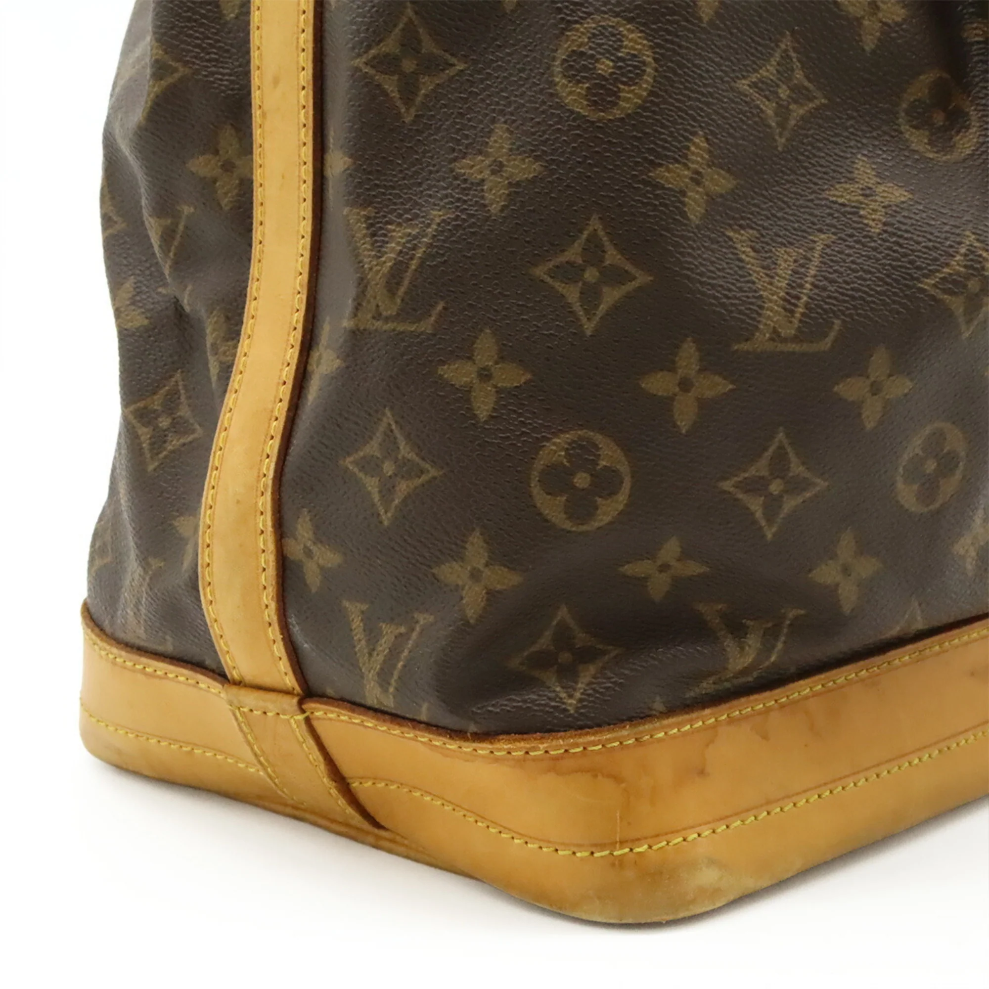 Noe Handbag Monogram Canvas Large - Image 9