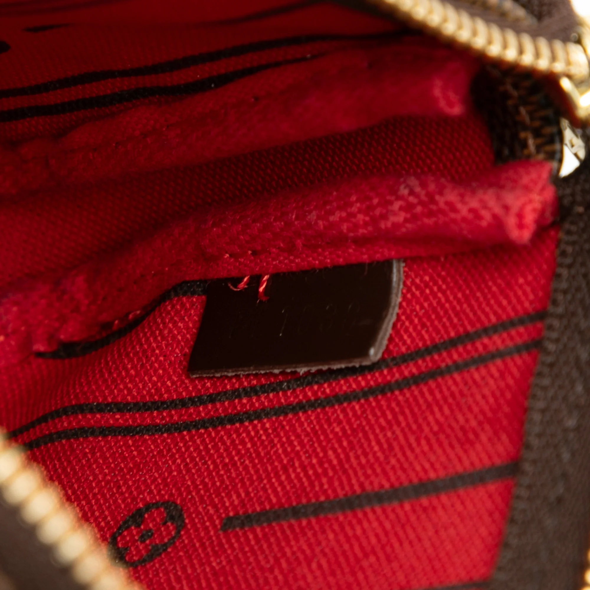 Pochette Accessoires Limited Edition Damier Mini - Image 5