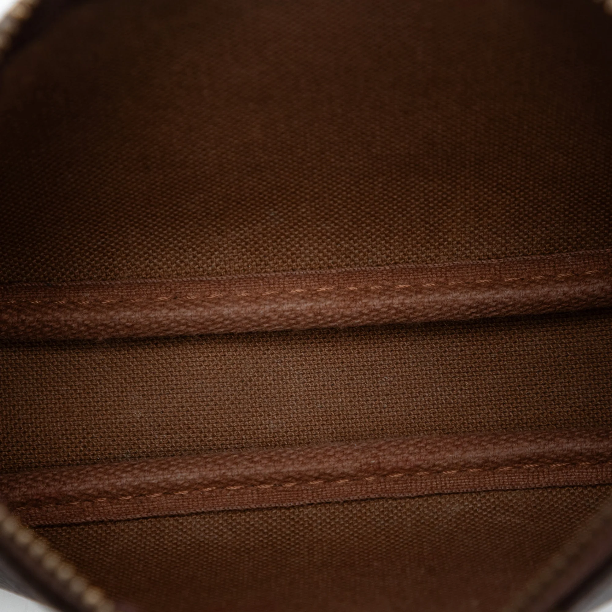 Pochette Accessoires Monogram Canvas Mini - Image 4