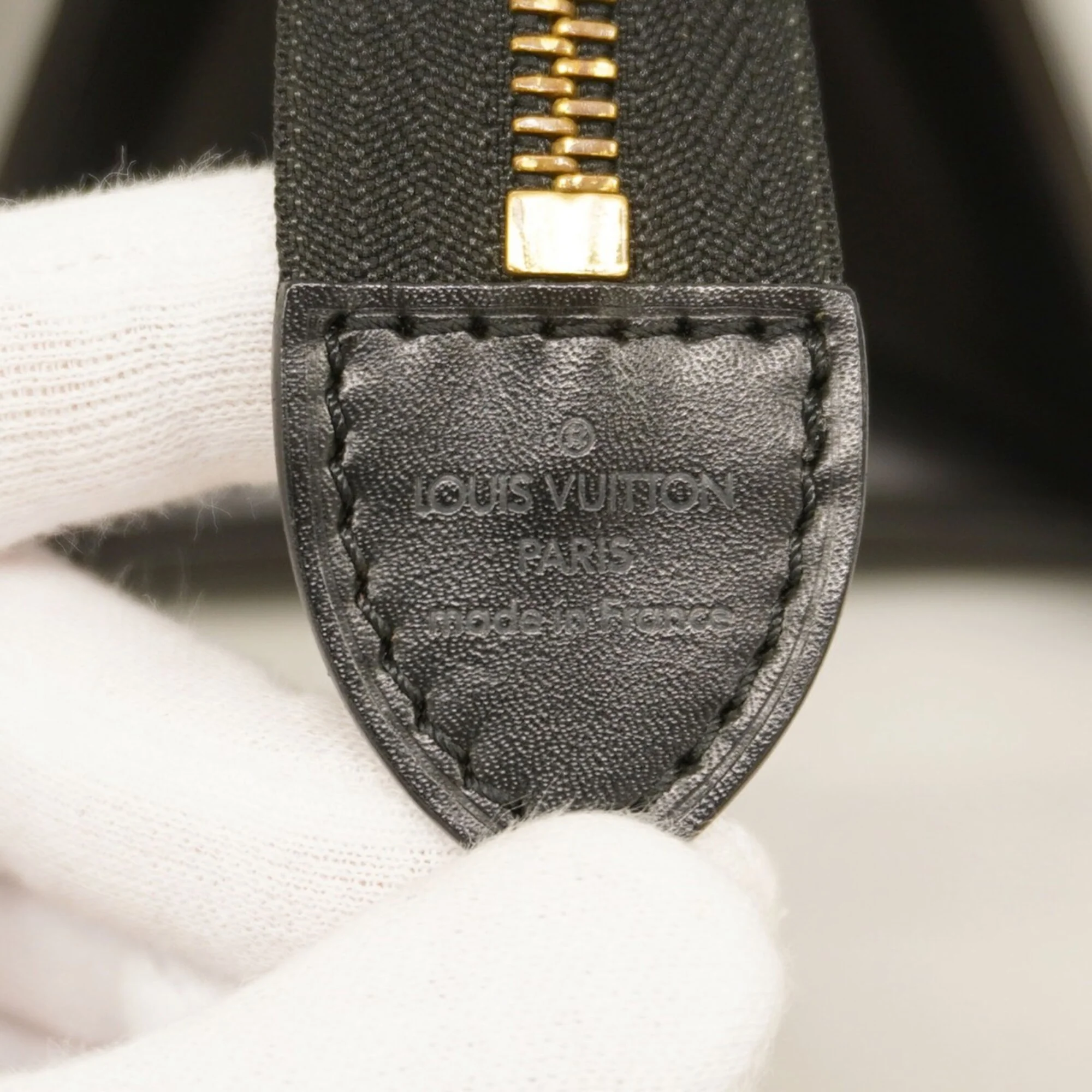 Sac Triangle Handbag Epi Leather - Image 5