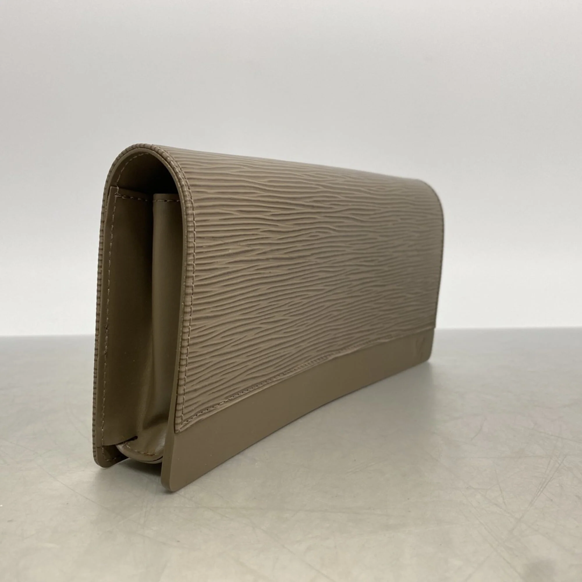 Sevigne Clutch Epi Leather - Image 2