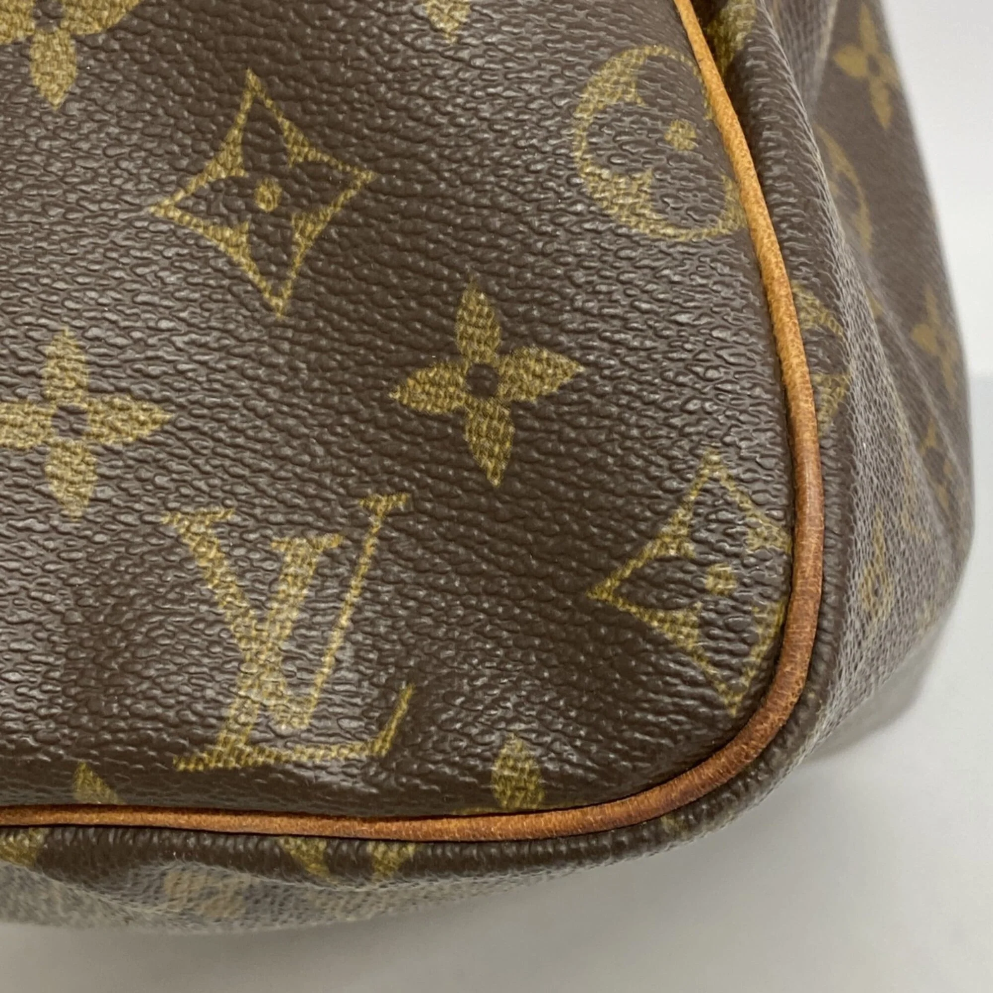 Speedy Handbag Monogram Canvas 30 - Image 6