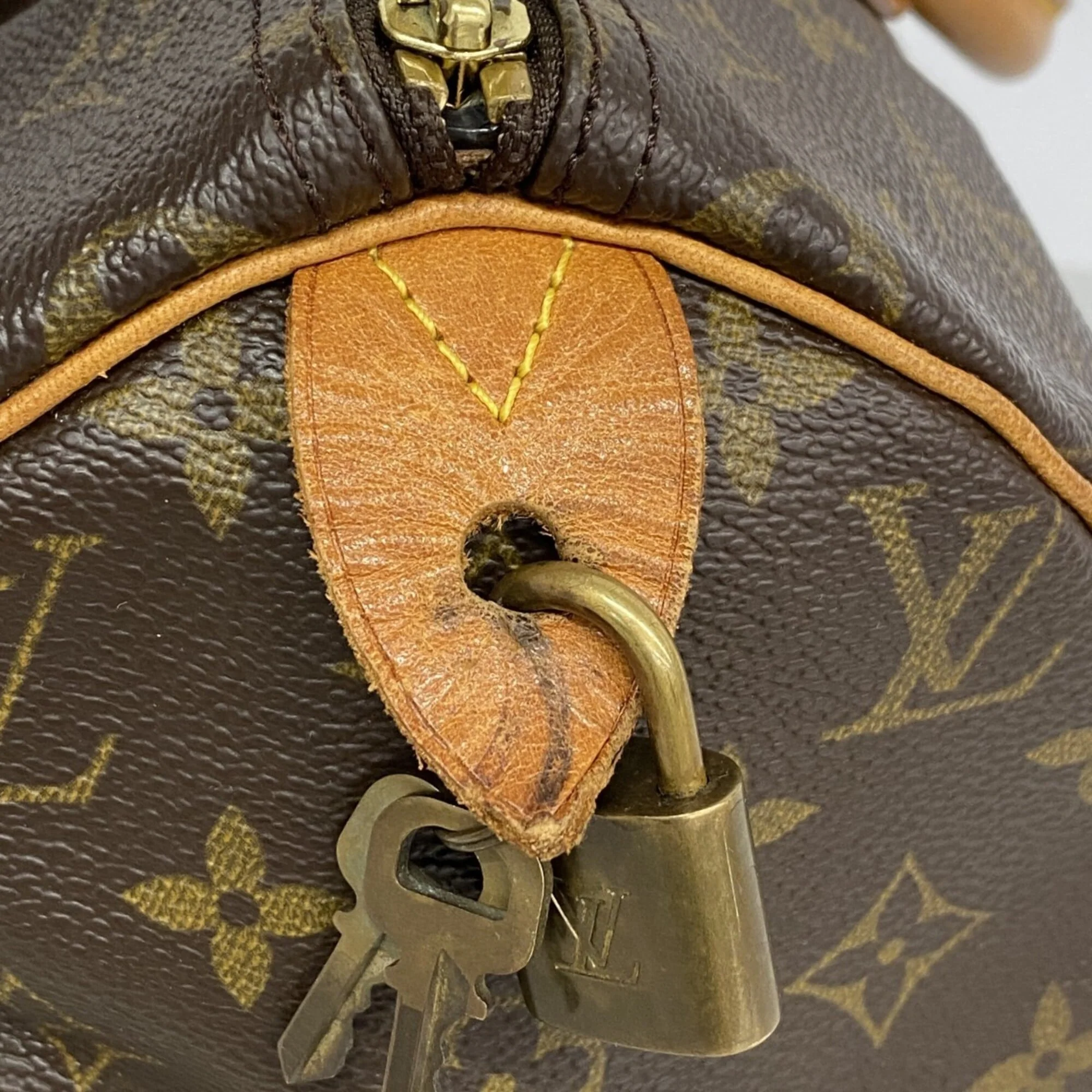 Speedy Handbag Monogram Canvas 30 - Image 8