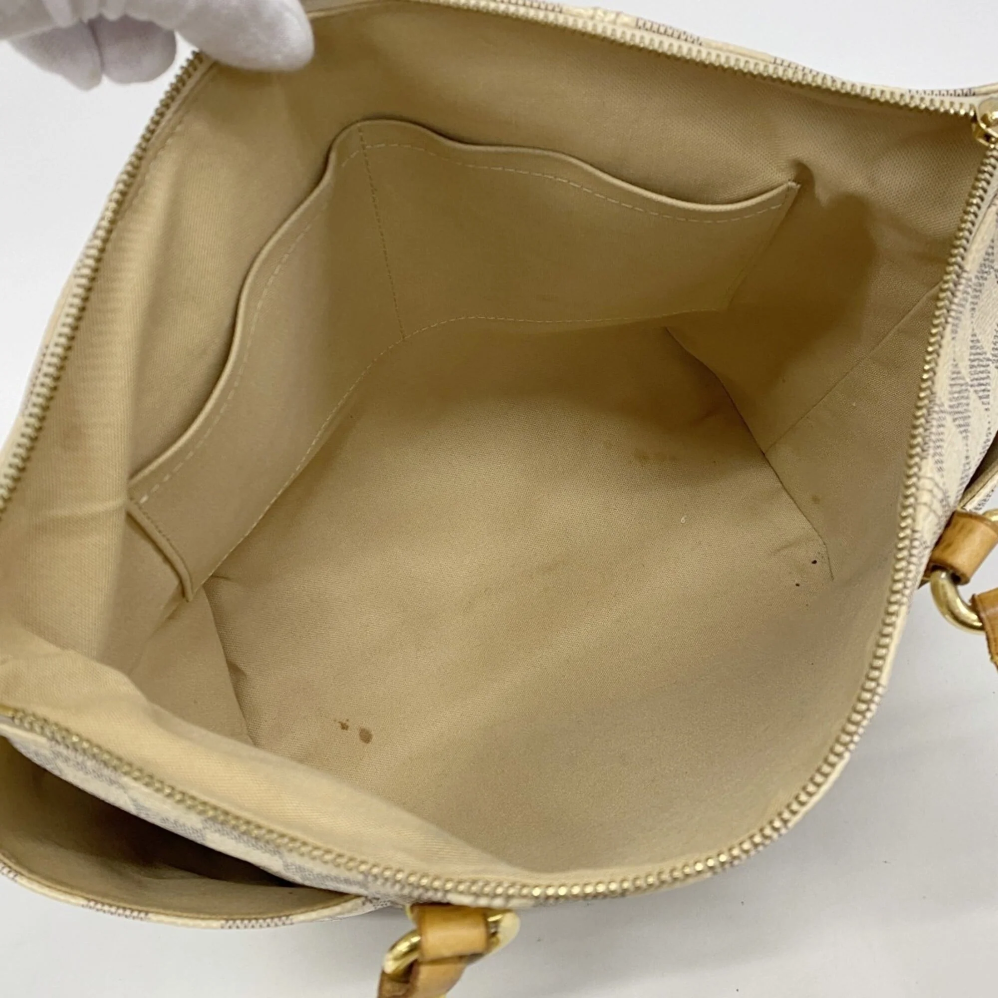 Totally Handbag Damier PM - Image 4