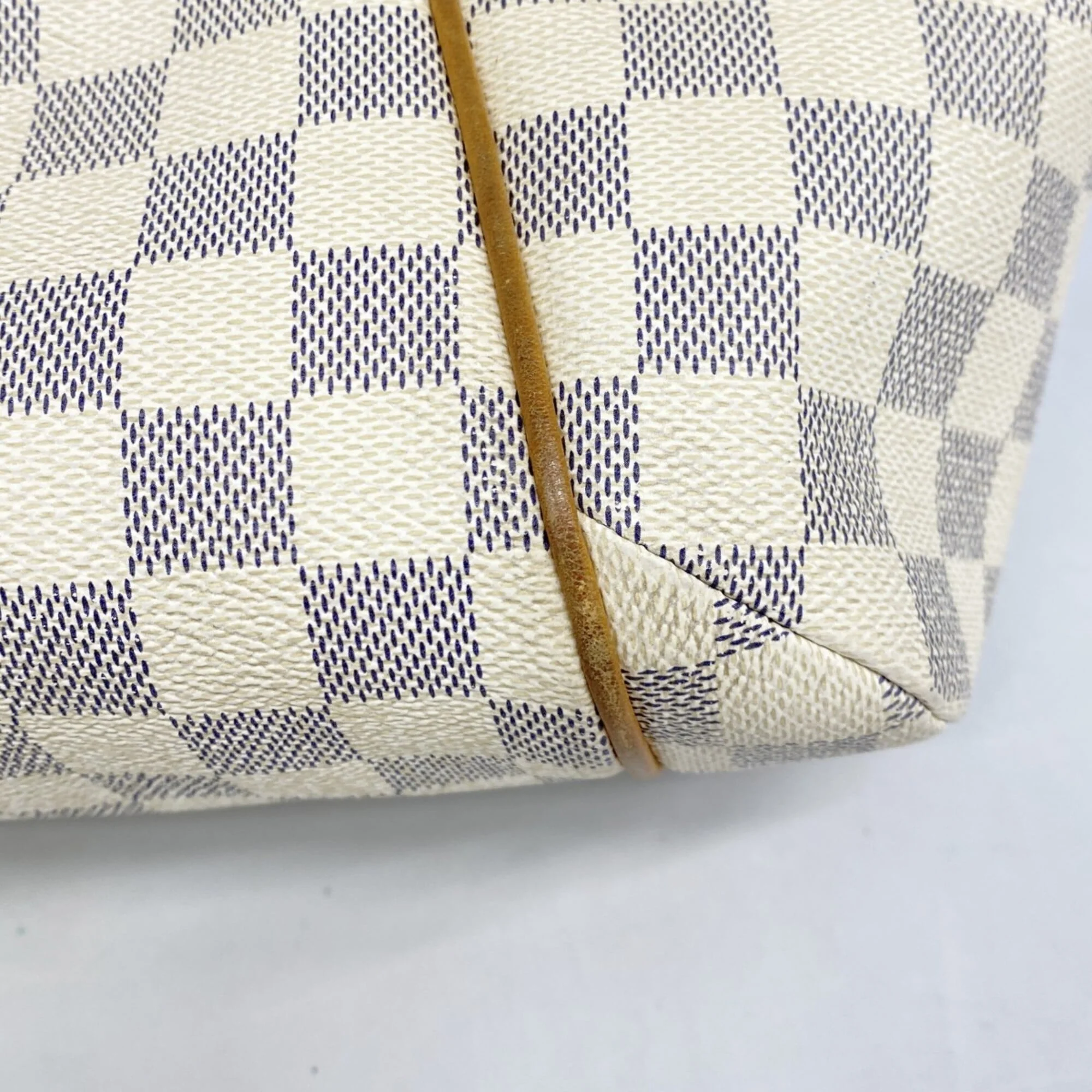 Totally Handbag Damier PM - Image 7