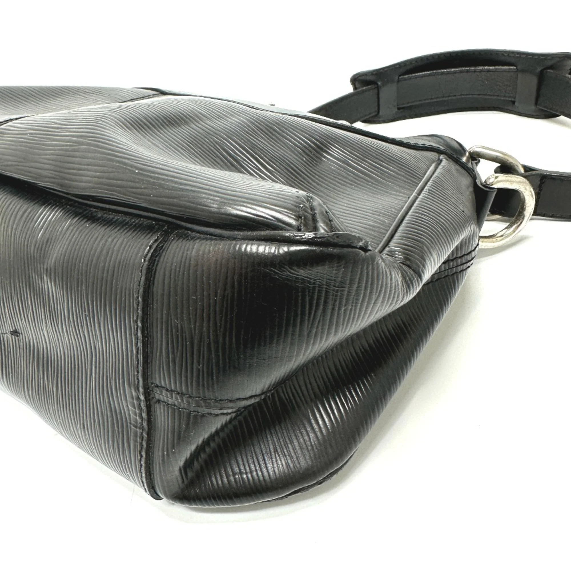 Turenne Handbag Epi Leather GM - Image 3