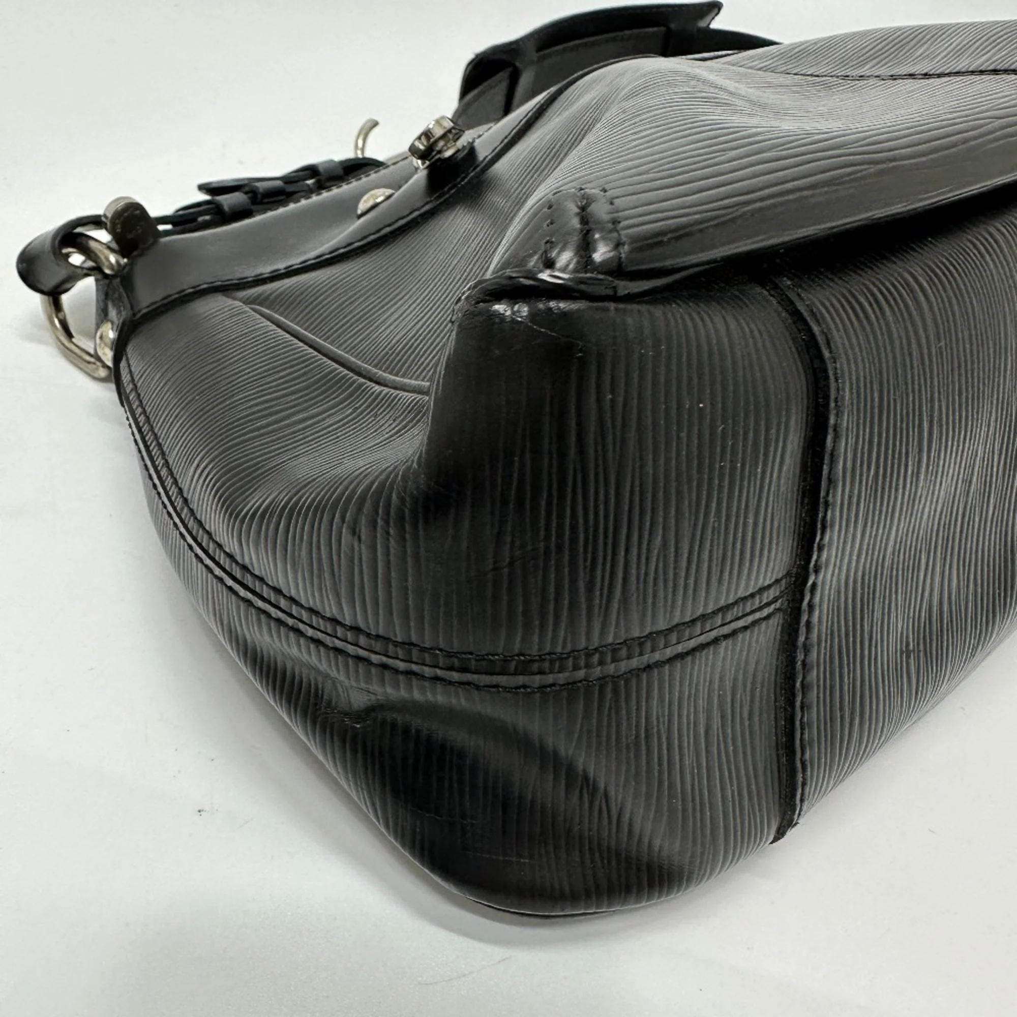 Turenne Handbag Epi Leather GM - Image 4