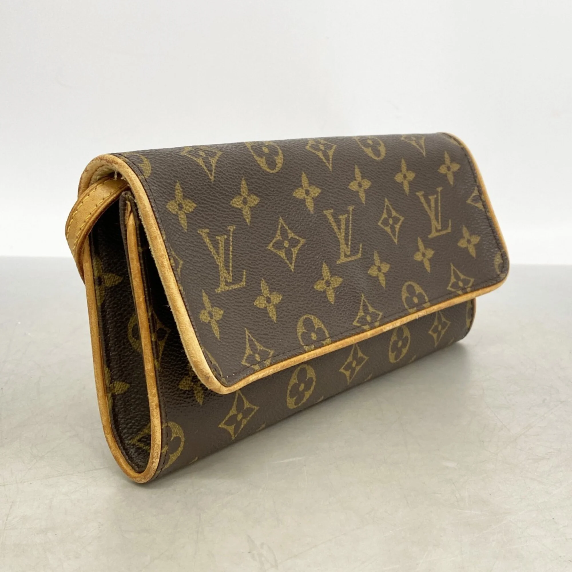 Twin Handbag Monogram Canvas GM - Image 2