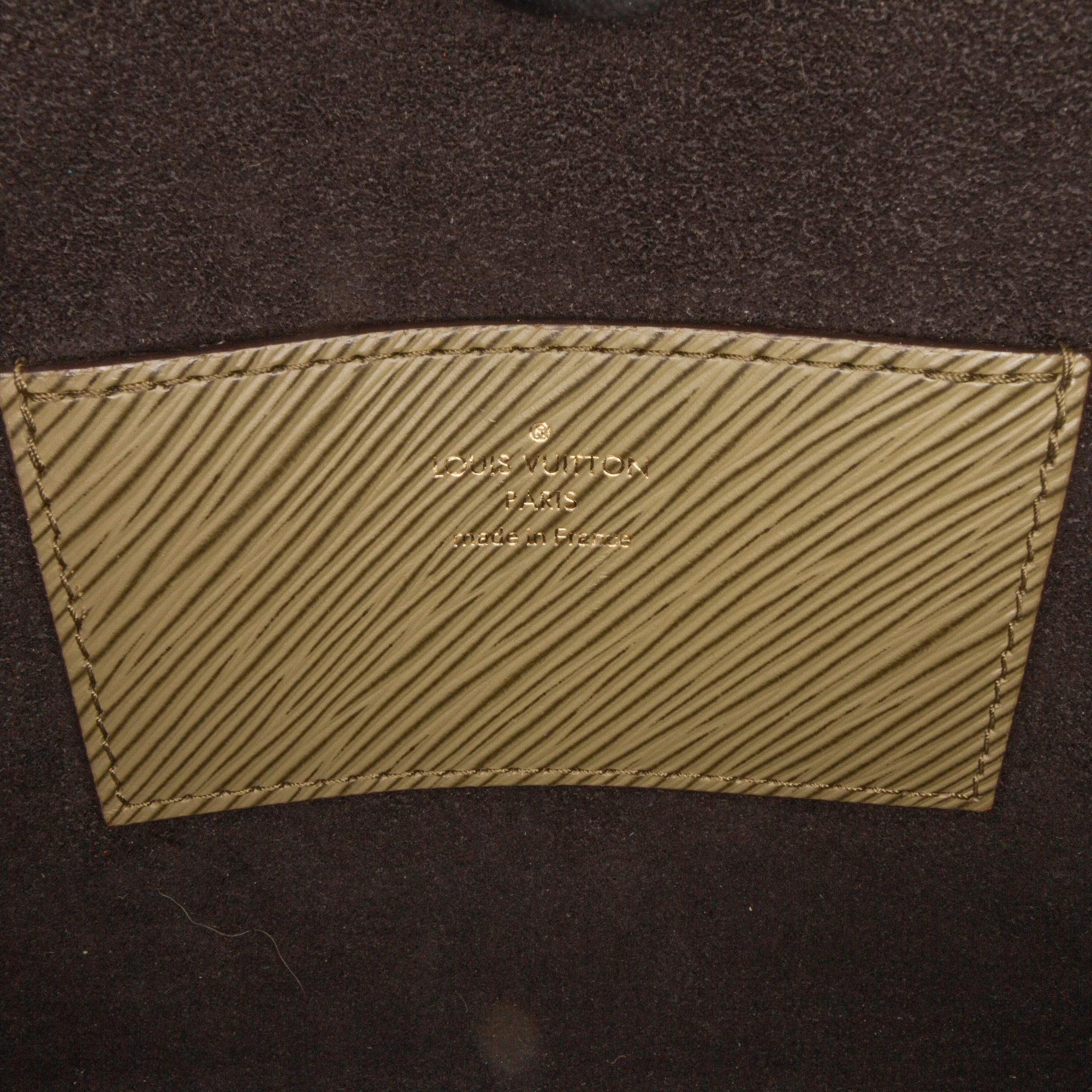 Twist Handbag Limited Edition Kabuki Stickers Monogram Canvas and Epi Leather MM - Image 7