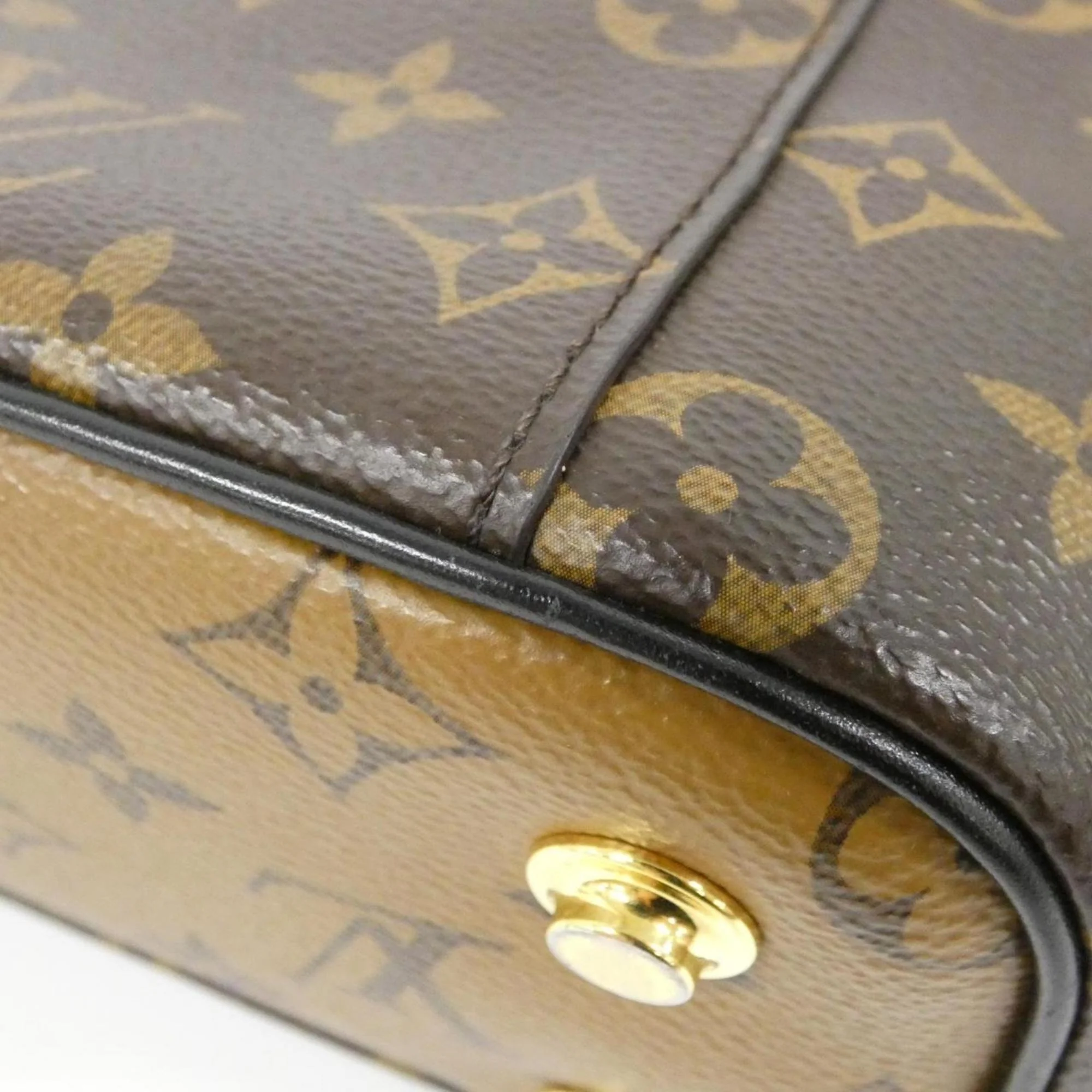 Vanity Handbag Reverse Monogram Canvas PM - Image 3