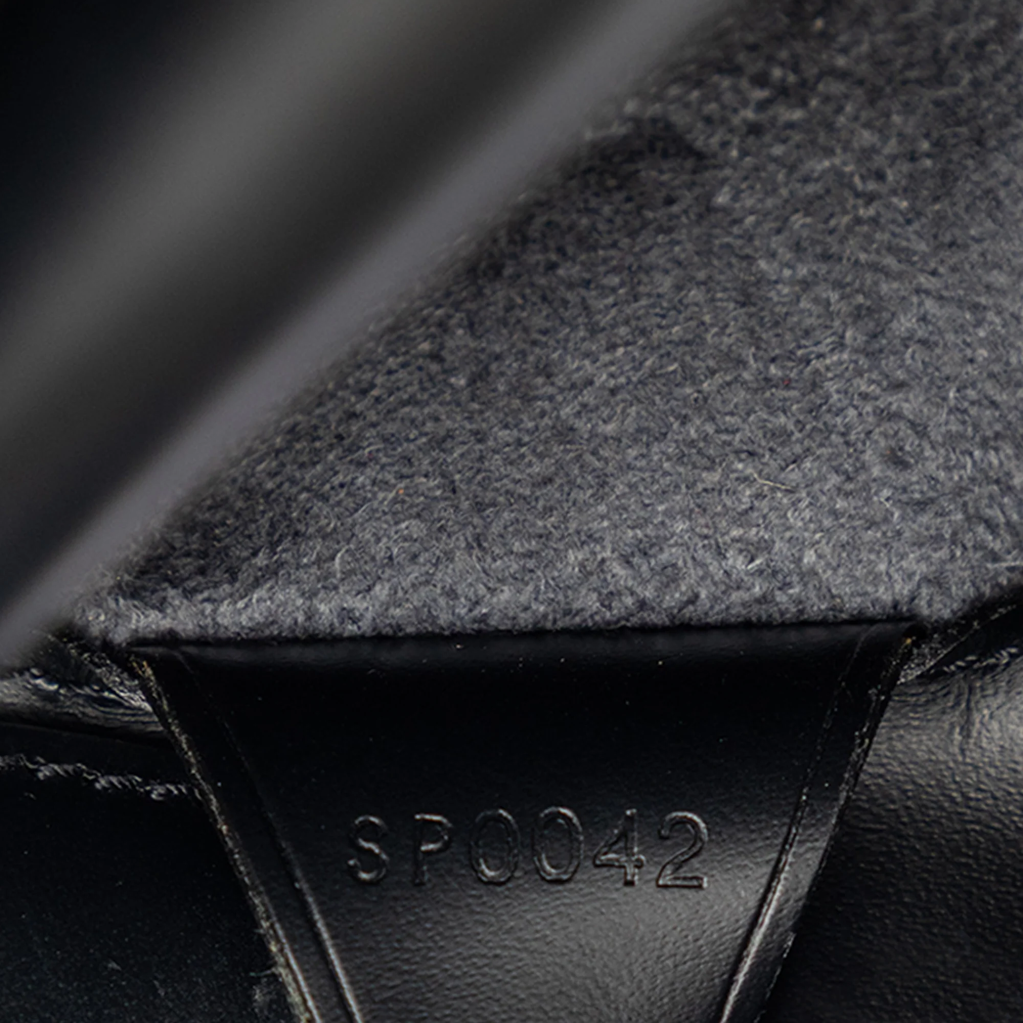 Verseau Handbag Epi Leather - Image 6