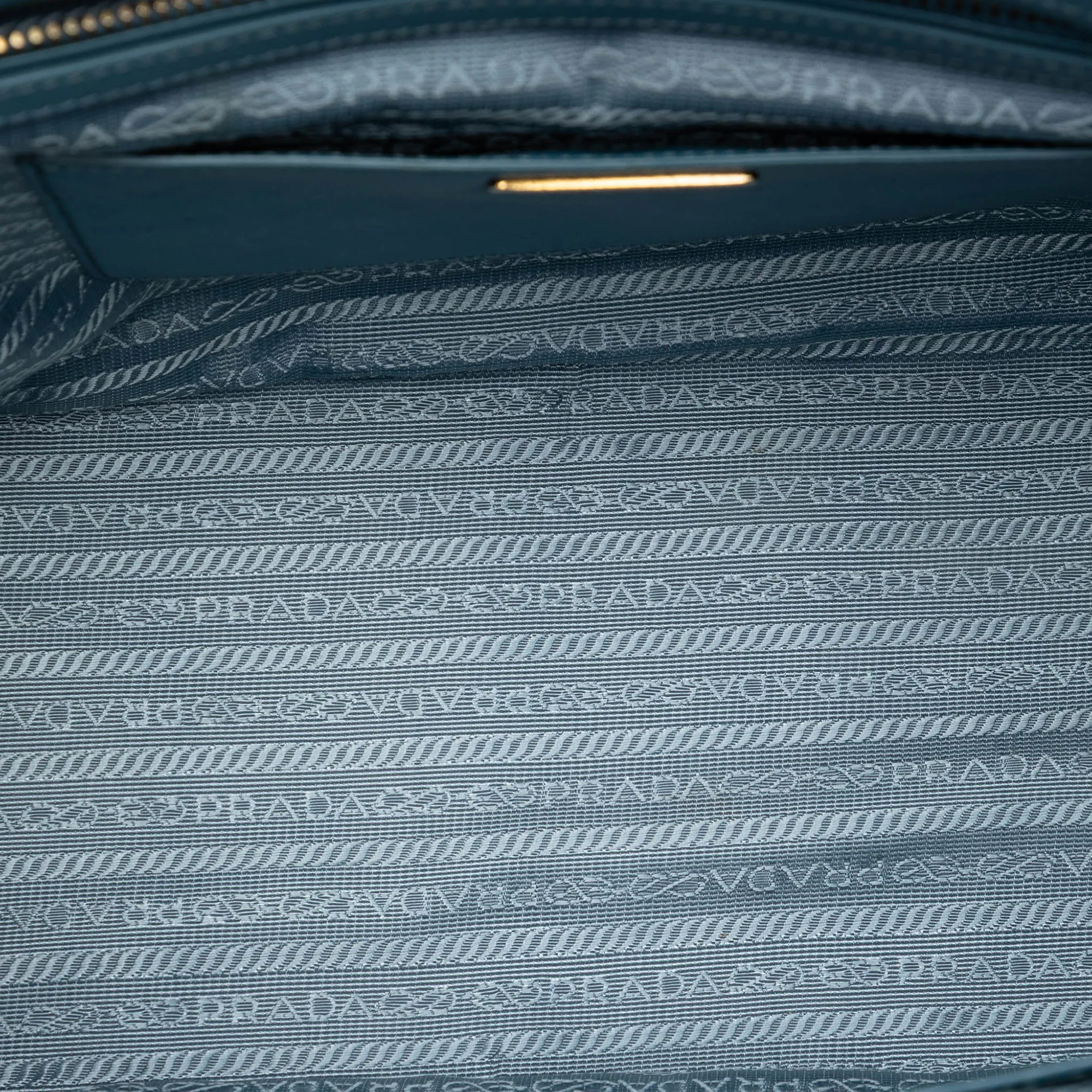 Double Zip Lux Tote Saffiano Leather Medium - Image 4