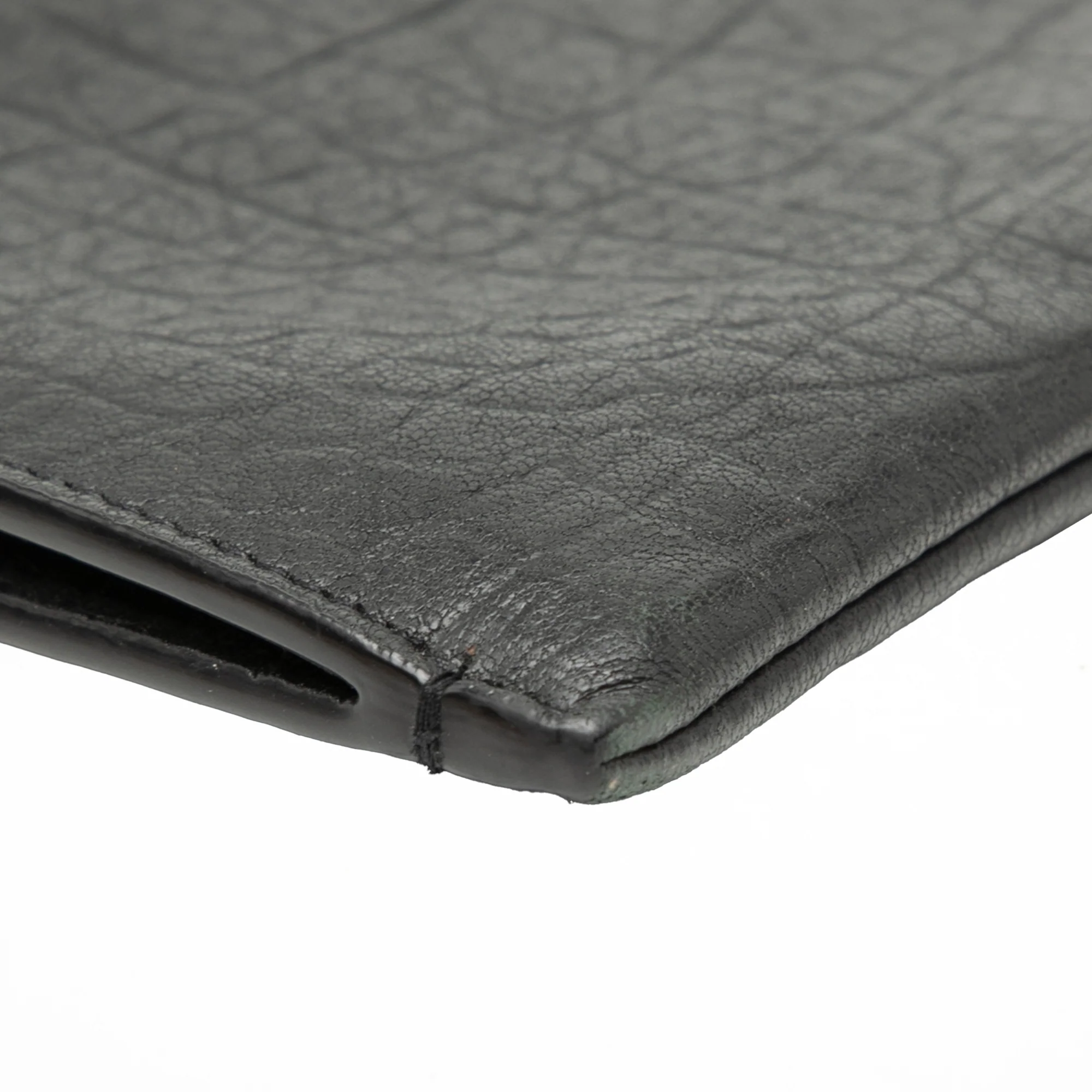 Classic Monogram Zip Pouch Leather Medium - Image 8