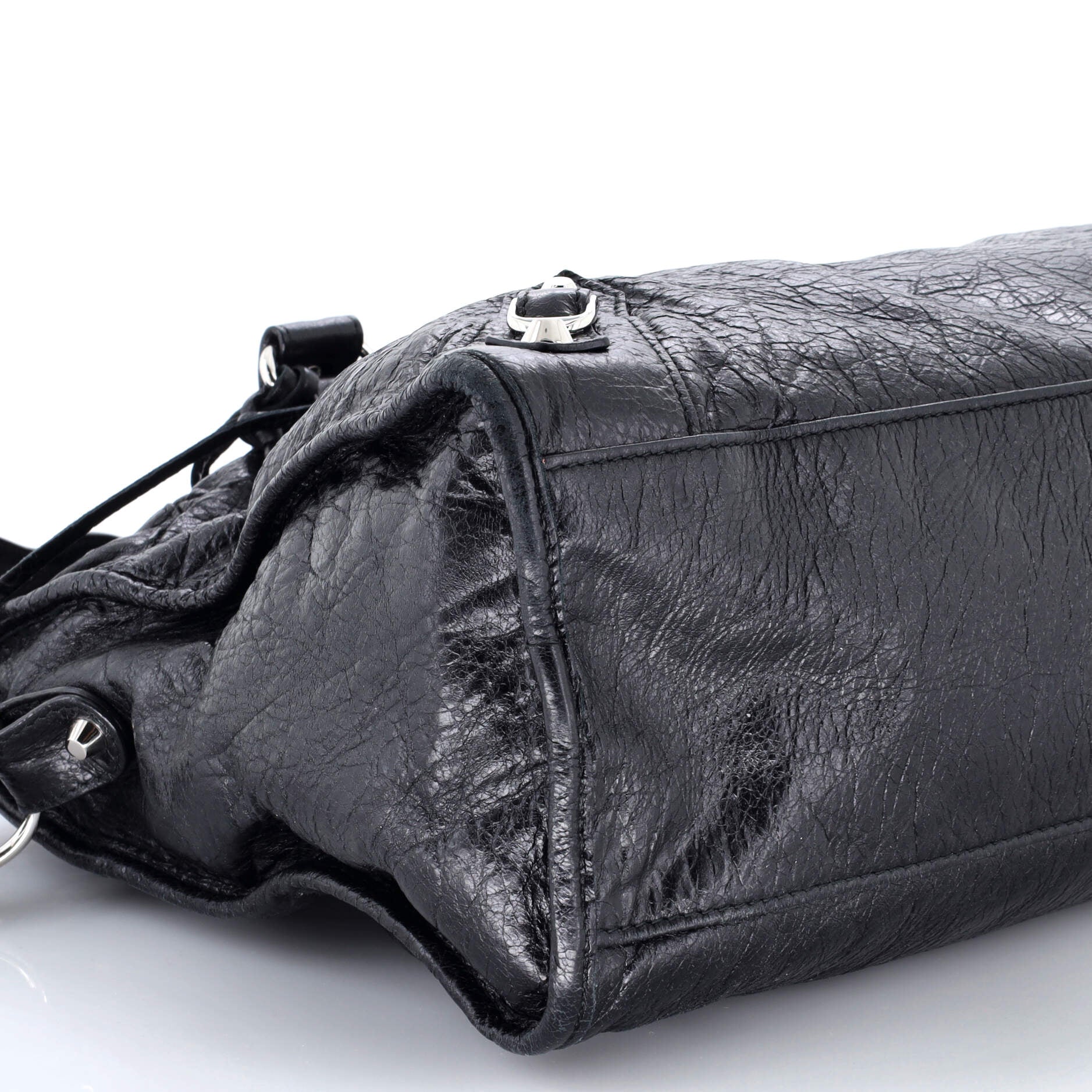 City Classic Studs Bag Leather Medium - Image 6