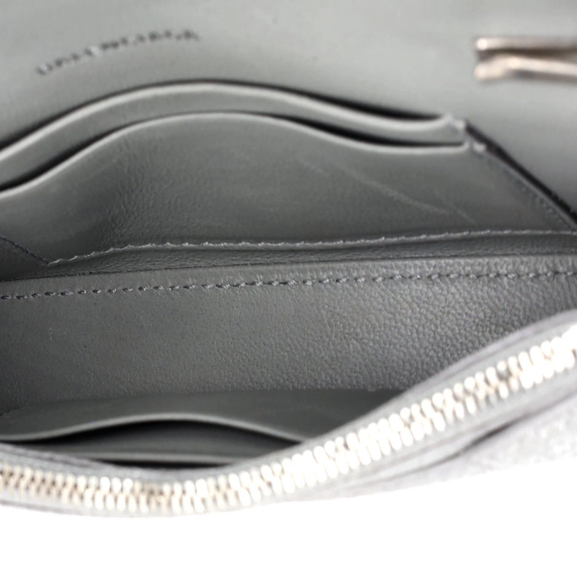 Hourglass Chain Wallet Glitter Leather - Image 5