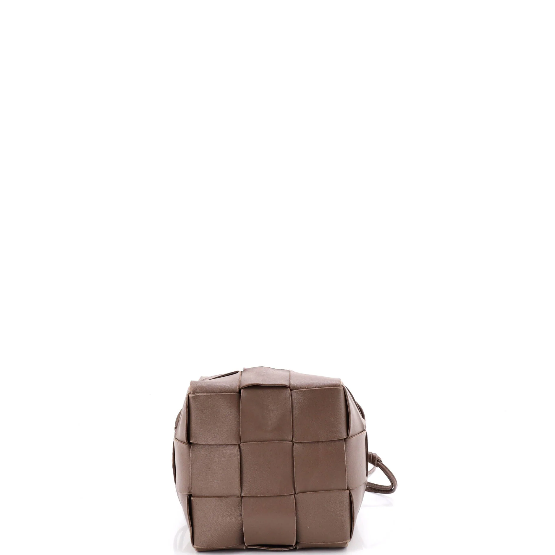 Cassette Bucket Bag Maxi Intrecciato Leather Small - Image 4