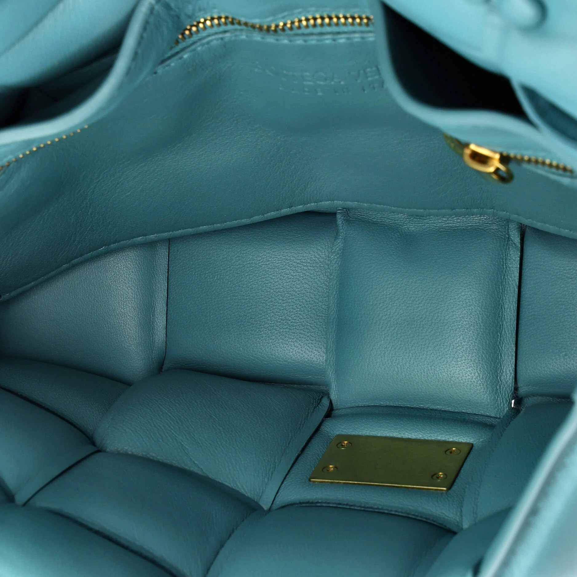 Cassette Chain Crossbody Bag Padded Maxi Intrecciato Leather - Image 5