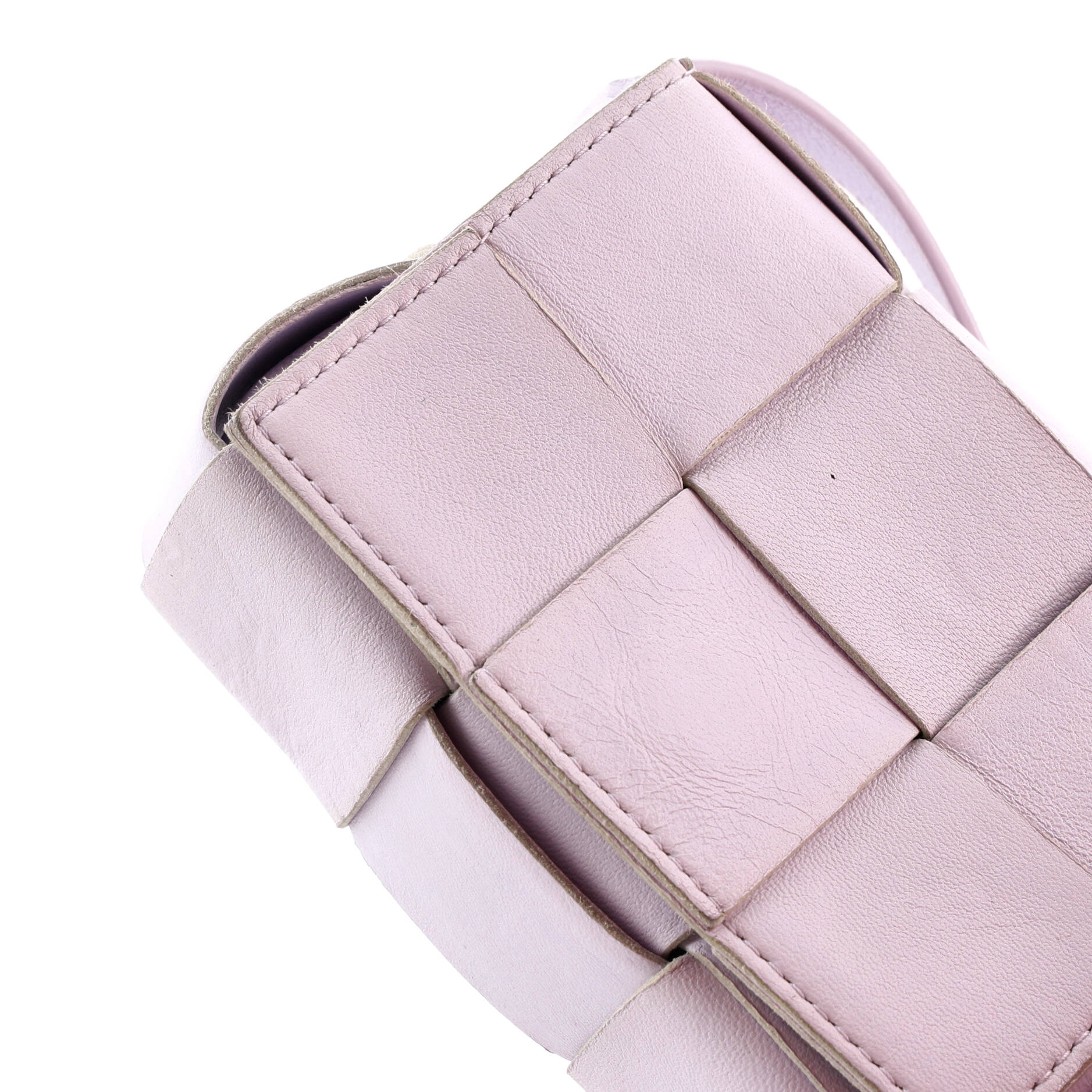 Cassette Crossbody Bag Maxi Intrecciato Leather Candy - Image 7