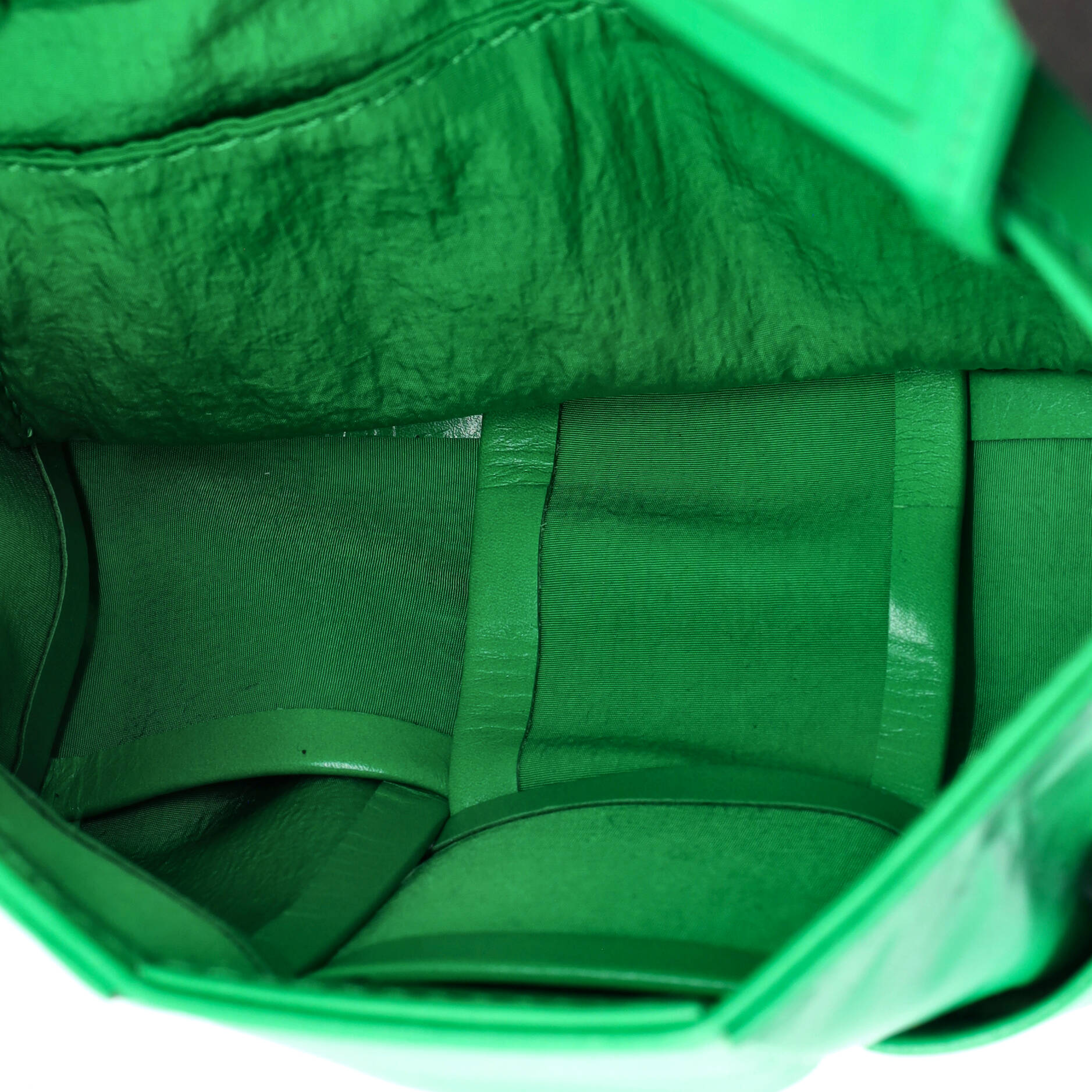 Cassette Crossbody Bag Maxi Intrecciato Leather Candy - Image 5