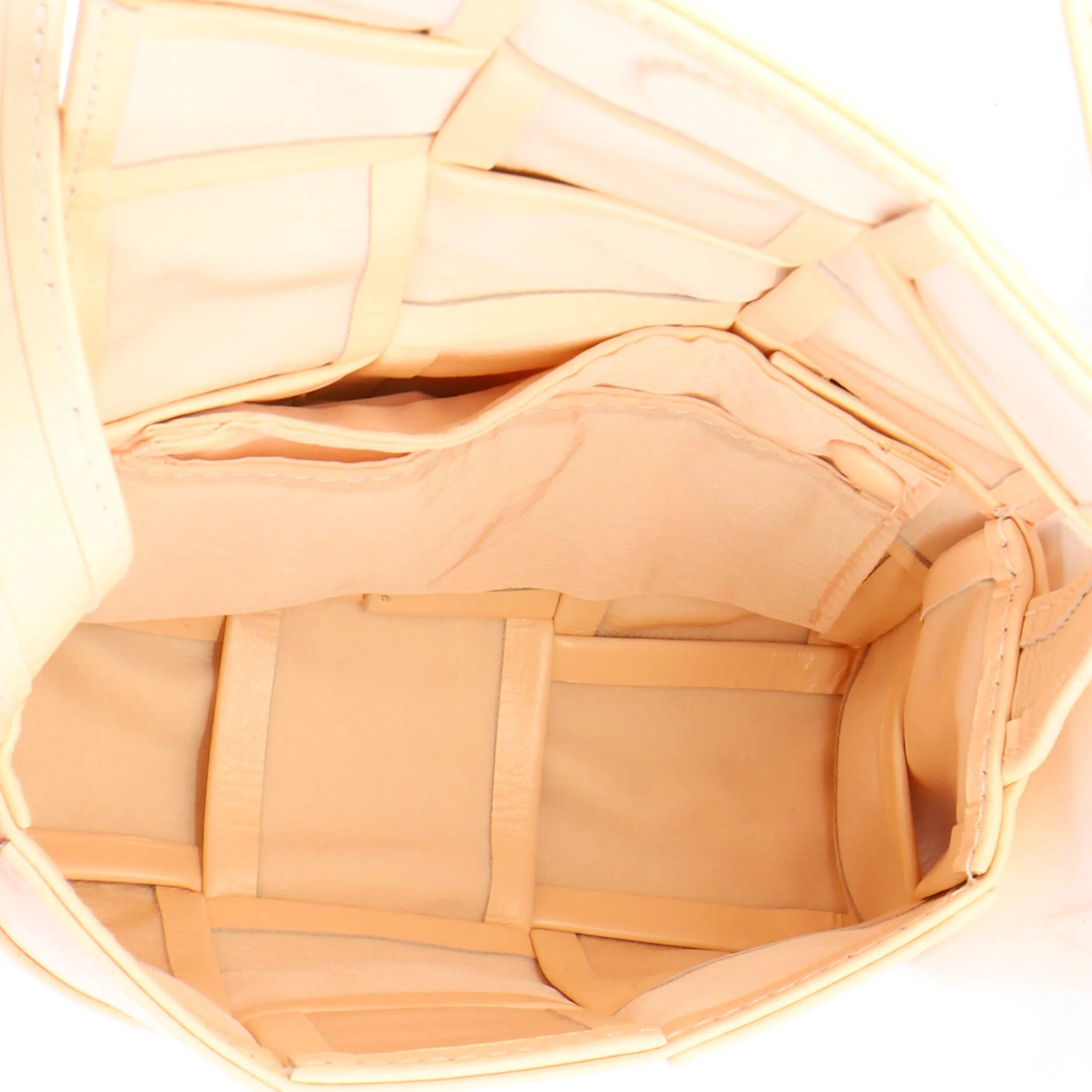Cassette Crossbody Bag Maxi Intrecciato Leather Candy - Image 5