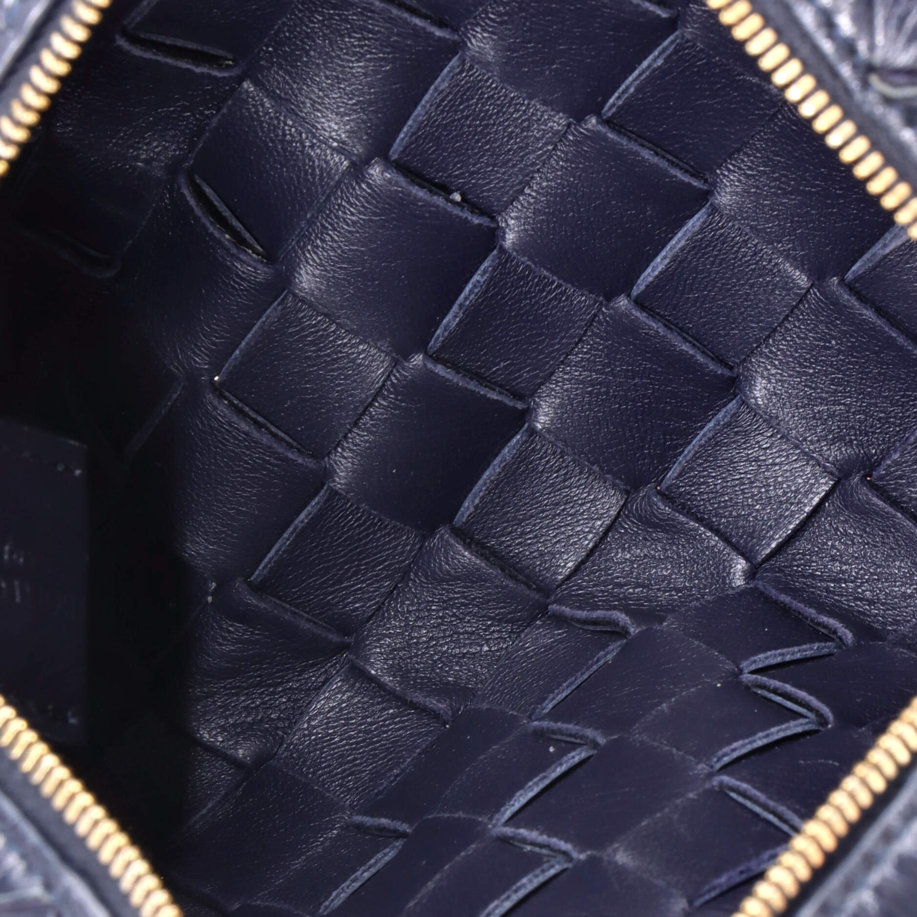 Loop Crossbody Bag Intrecciato Leather with Metal Knot Detail Mini - Image 5