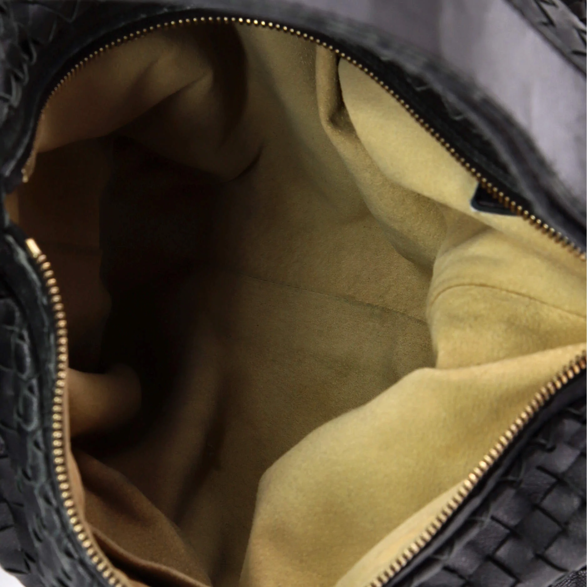 Zip Shoulder Bag Intrecciato Nappa Large - Image 5