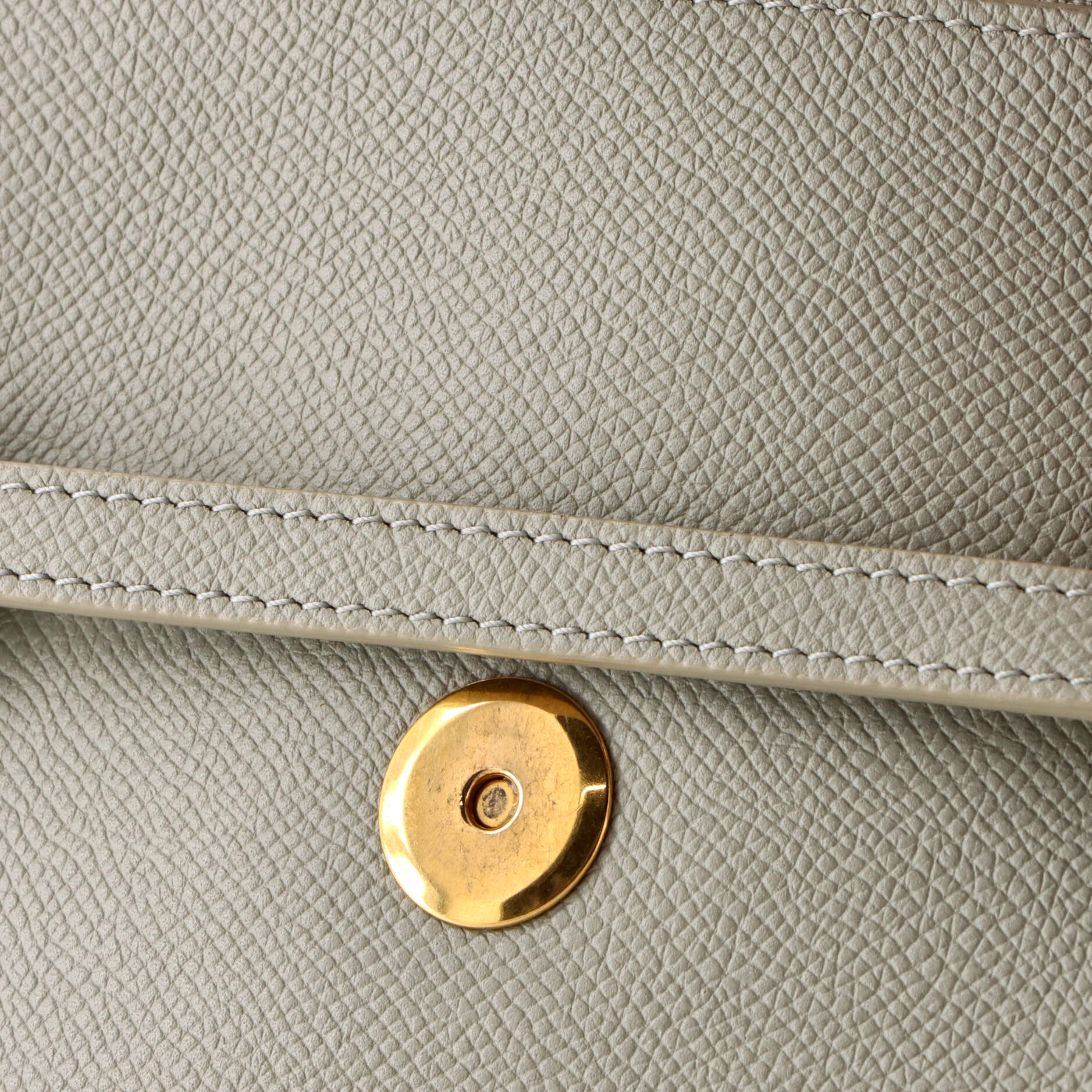 Belt Bag Textured Leather Nano - Image 6
