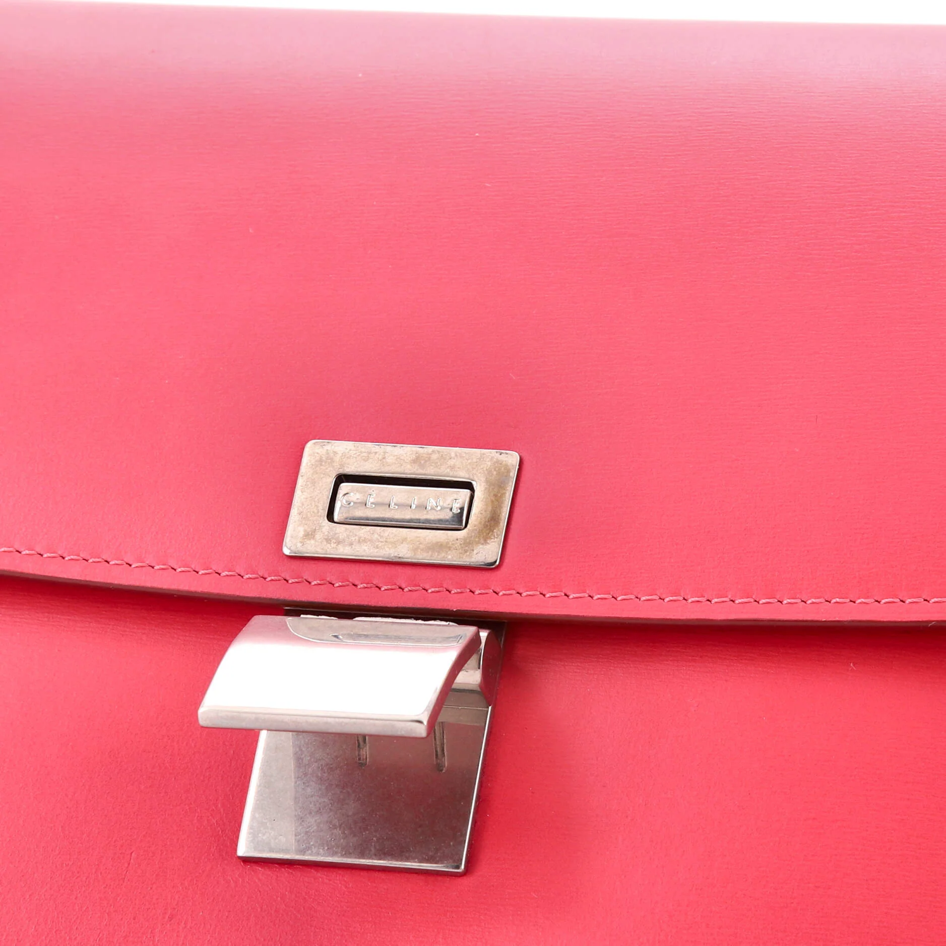Classic Box Bag Smooth Leather Medium - Image 13